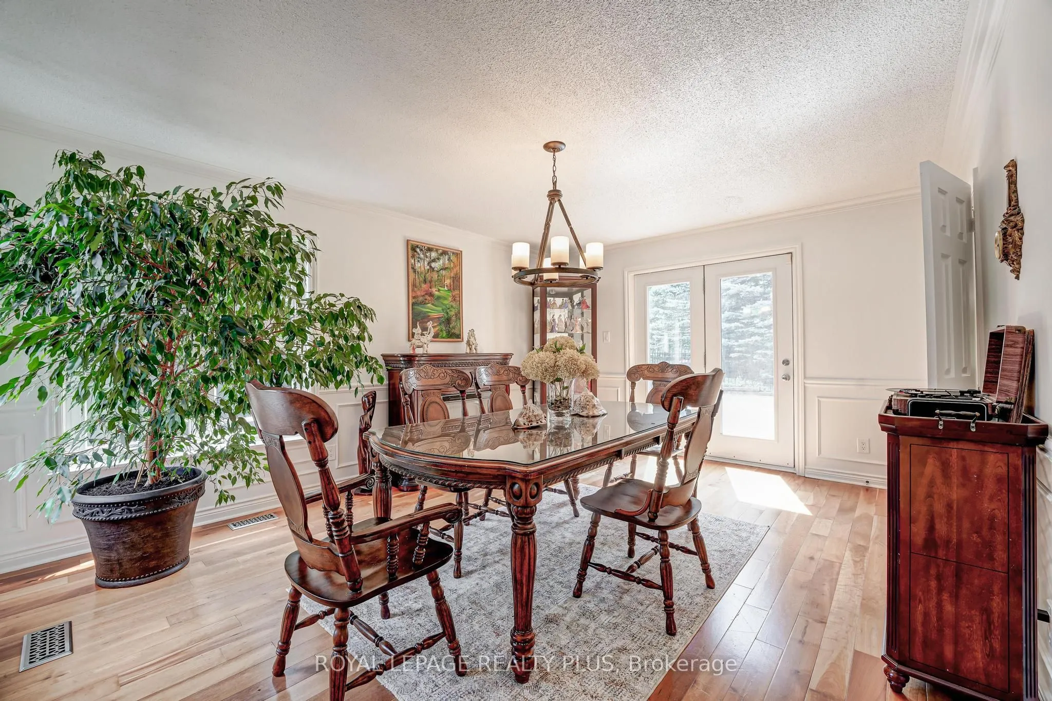 5 Coates Hill Court