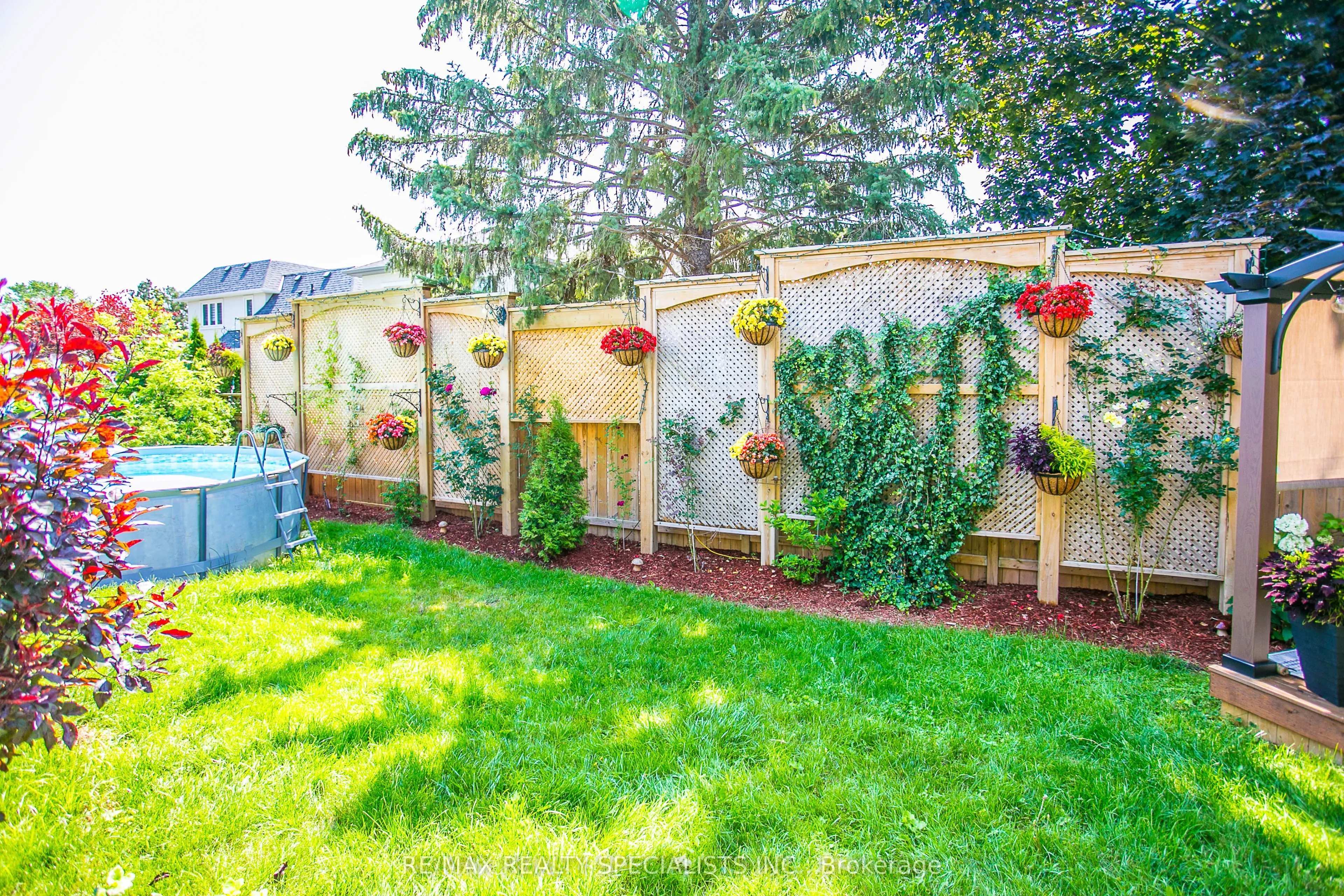 2422 Ventura Drive