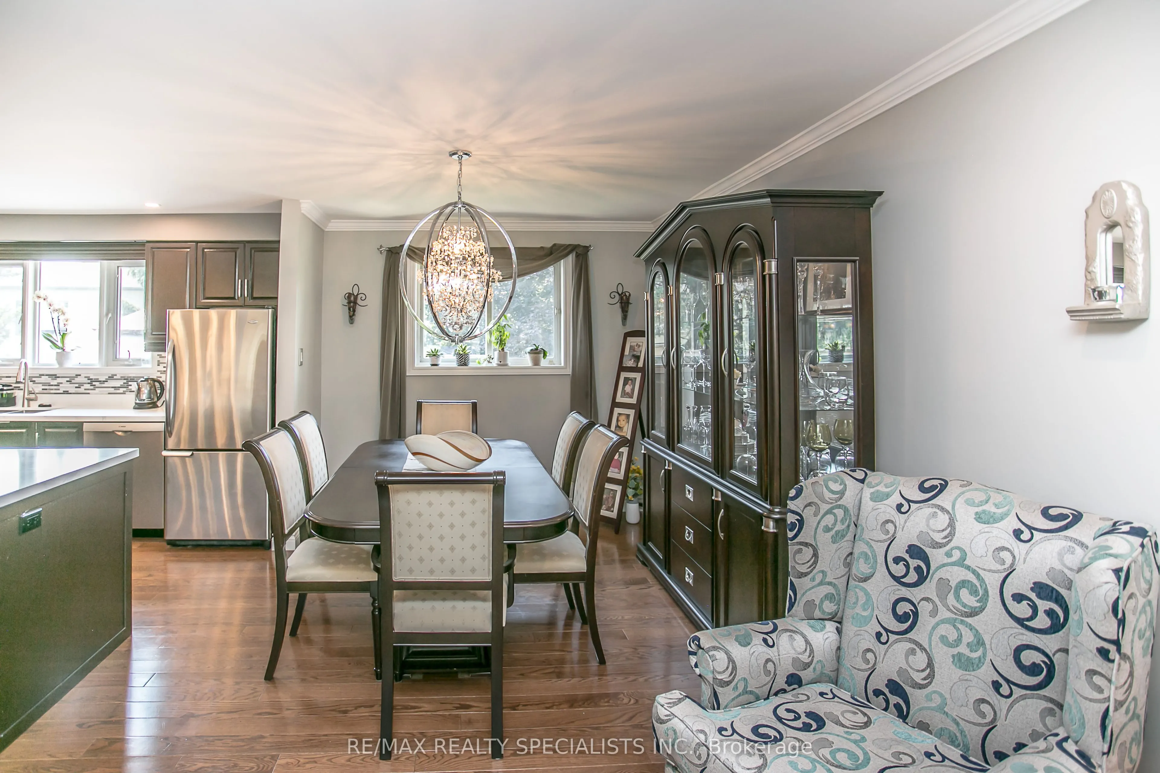 2422 Ventura Drive