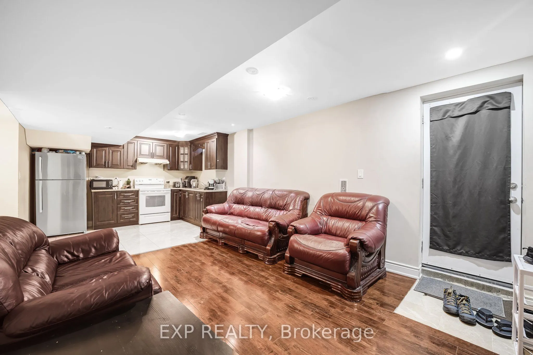 50 Marbleseed Crescent, #BASEMENT APT