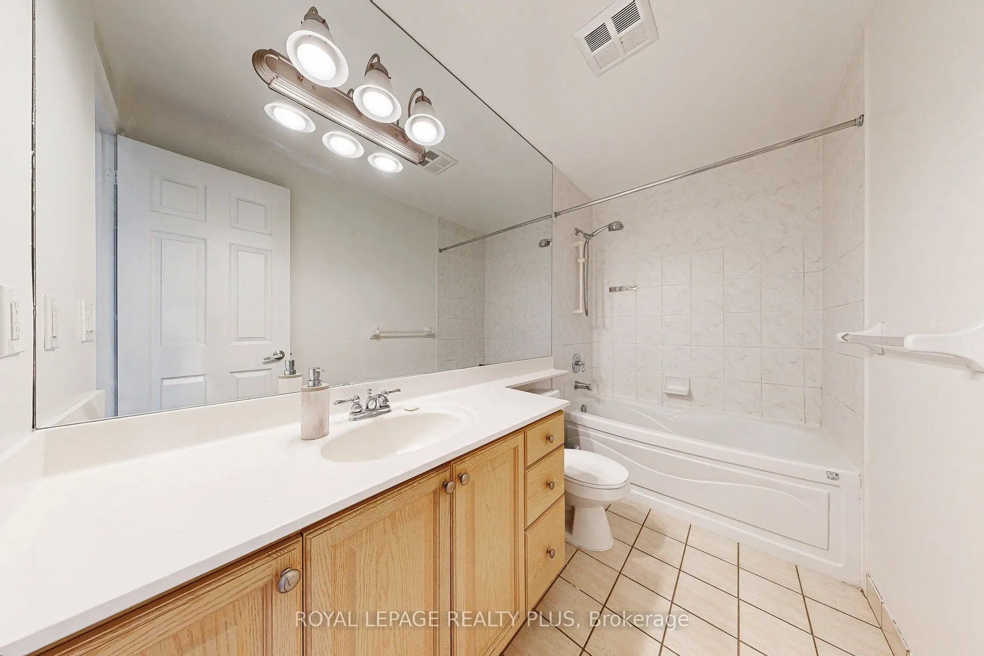 3880 Duke of York Boulevard, #3008