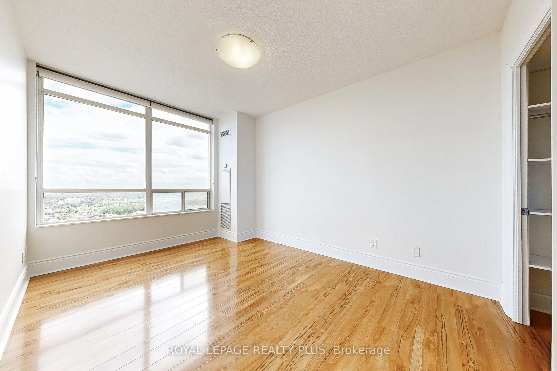 3880 Duke of York Boulevard, #3008