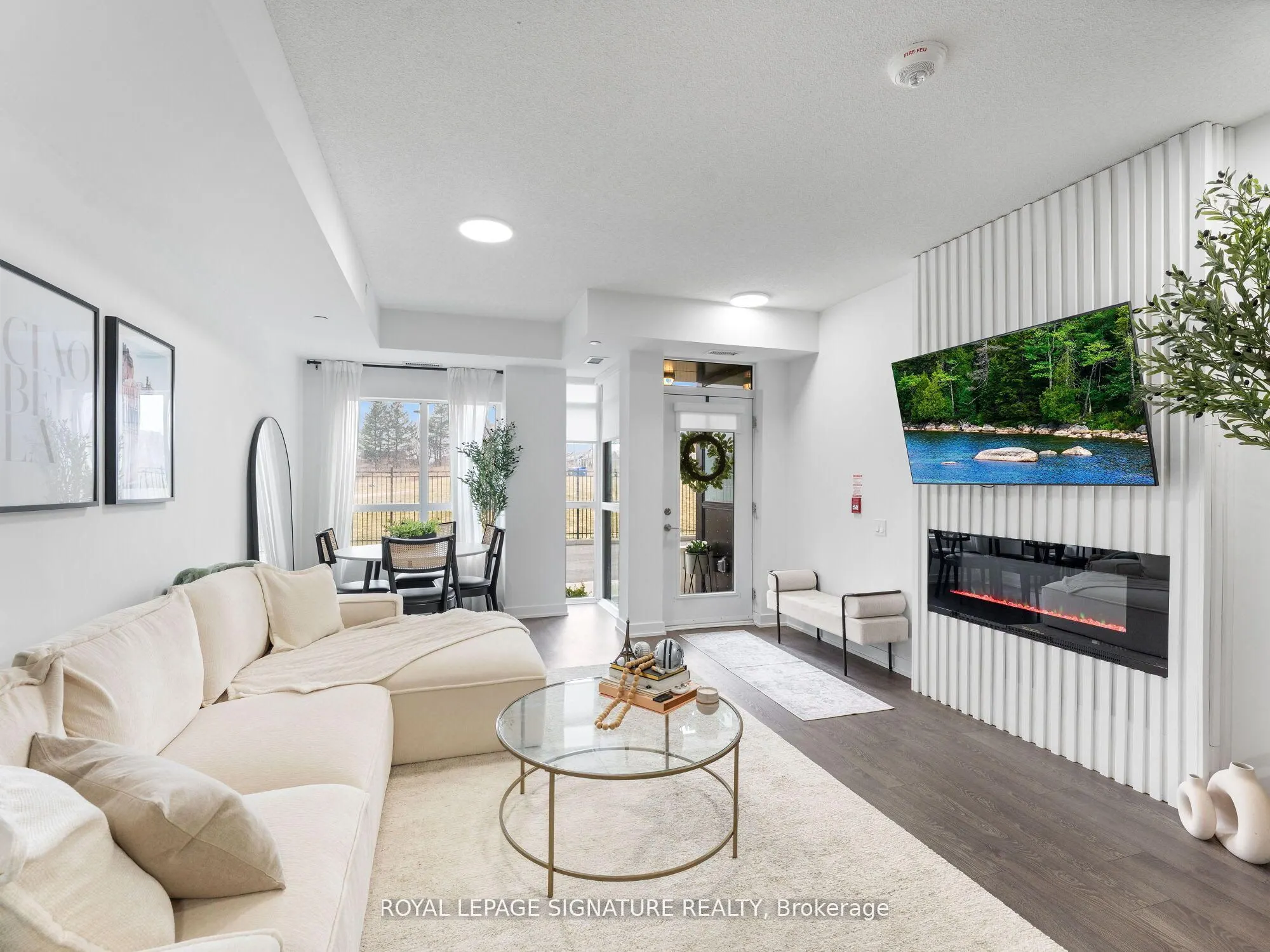 251 Manitoba Street S, #132