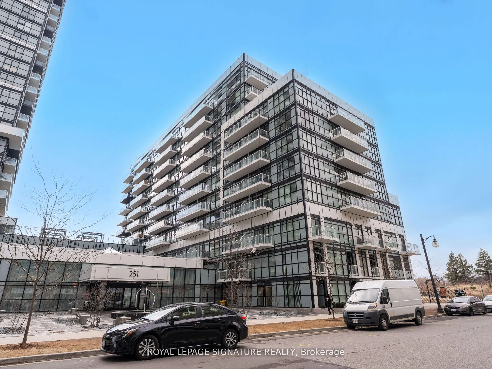 251 Manitoba Street S, #132