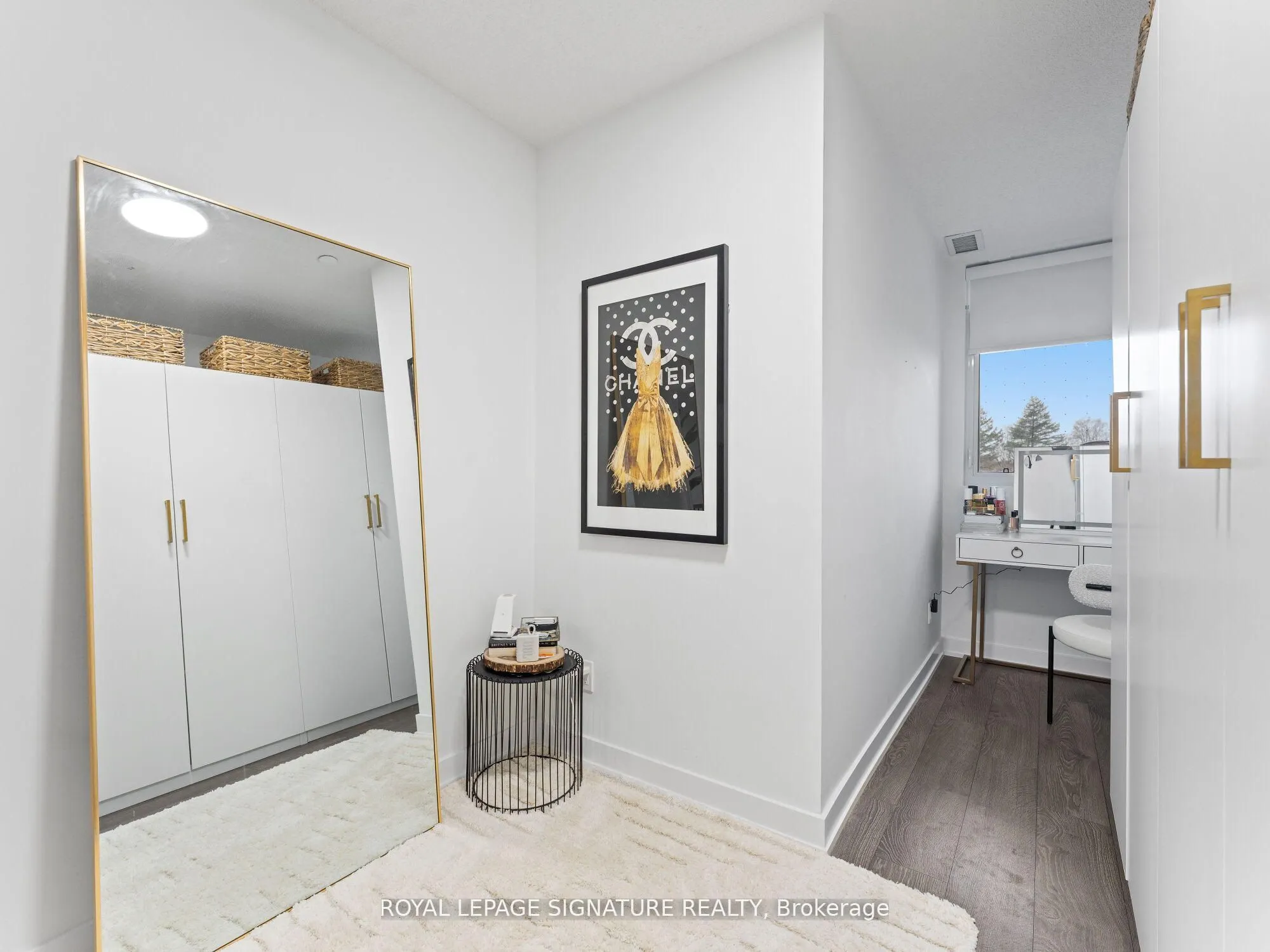 251 Manitoba Street S, #132