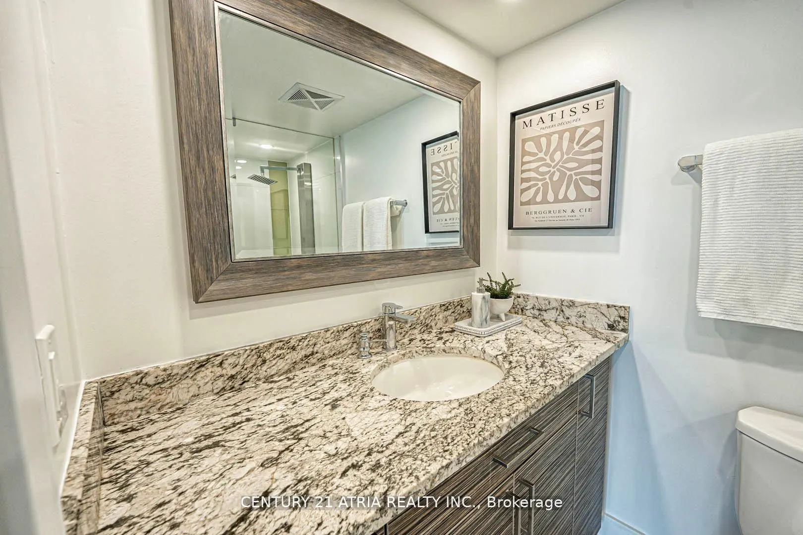 350 Webb Drive, #206