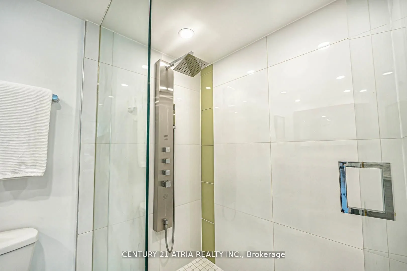 350 Webb Drive, #206