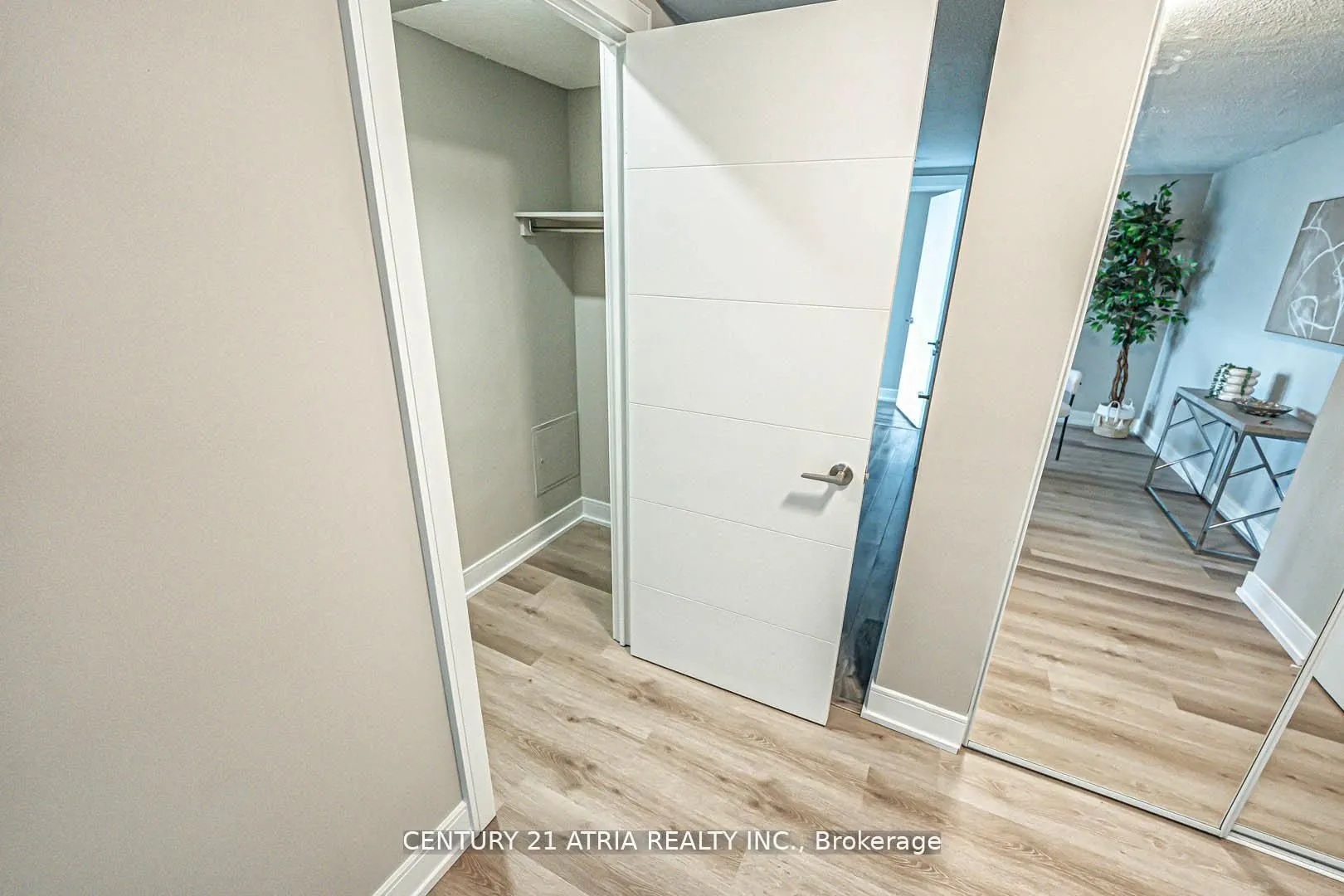 350 Webb Drive, #206