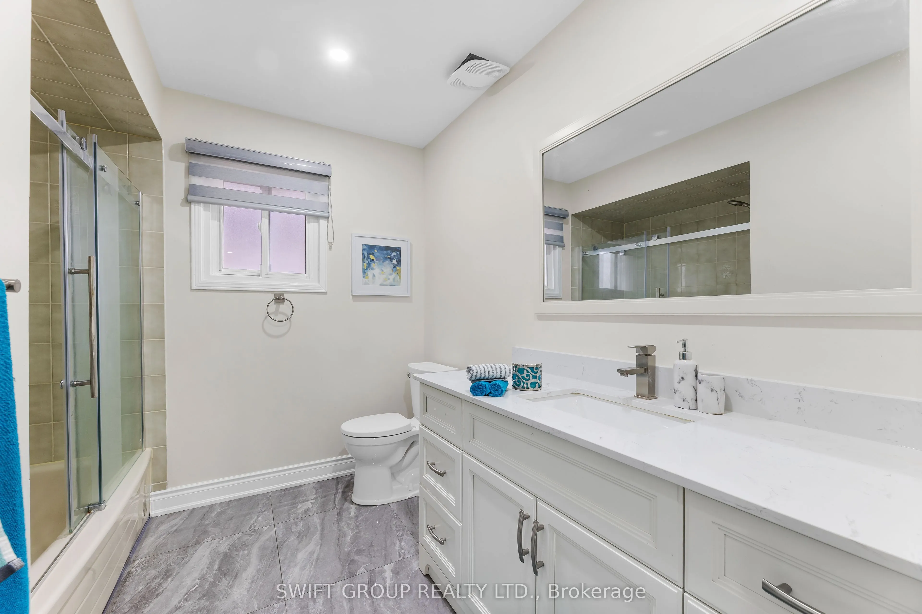 82 Flowertown Avenue
