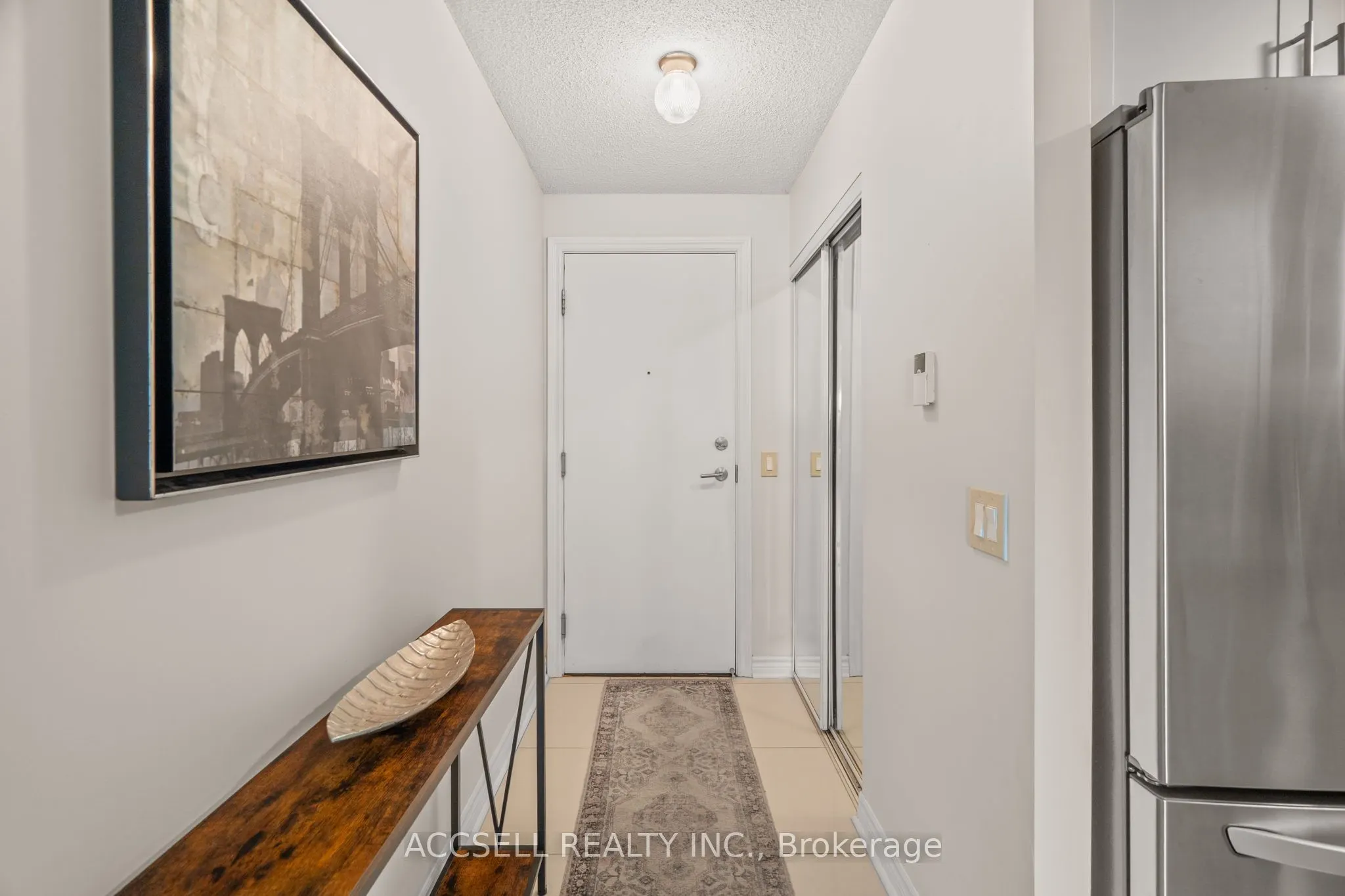 5233 Dundas Street W, #1816