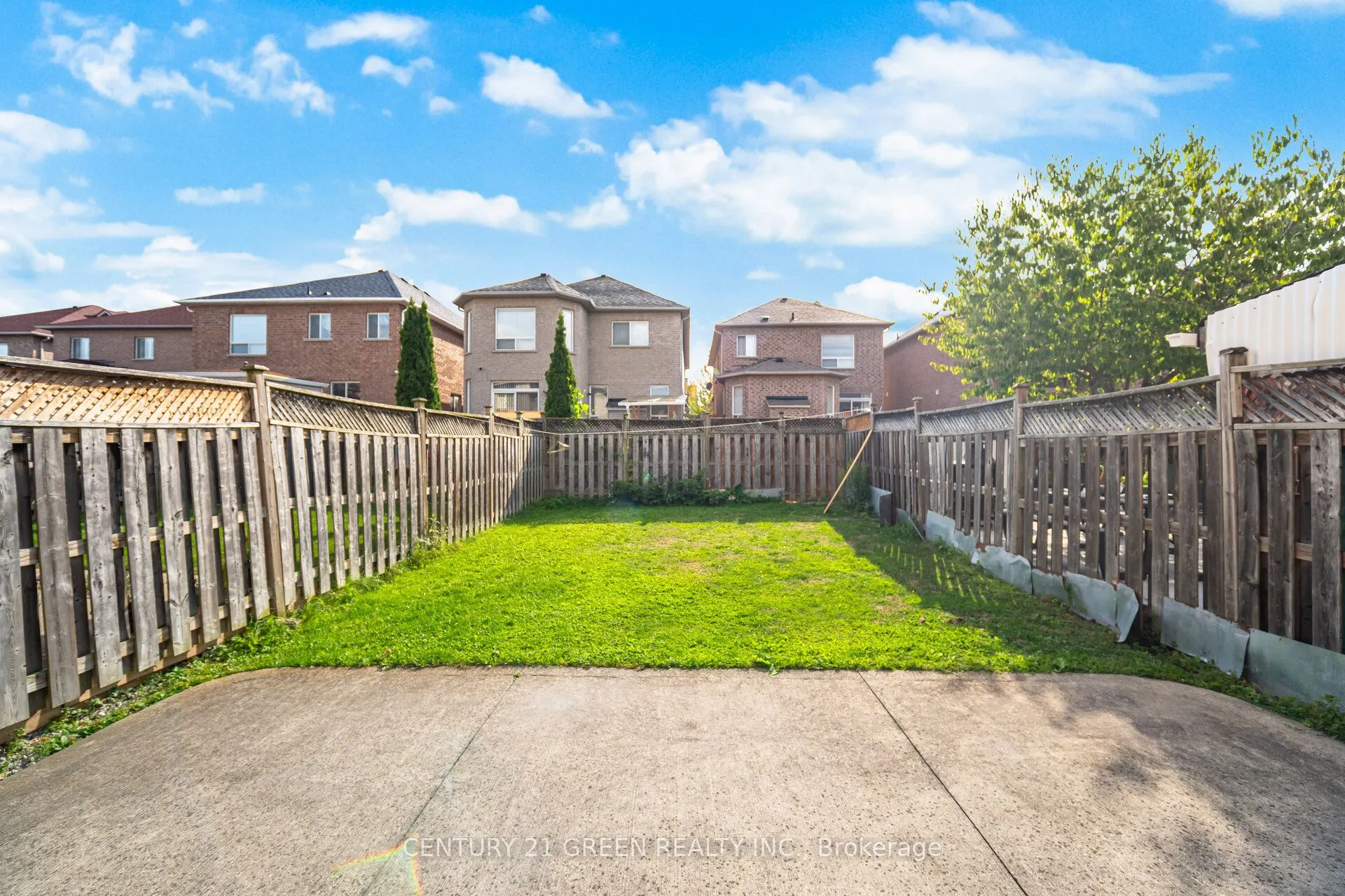 16 Cherryplum Way