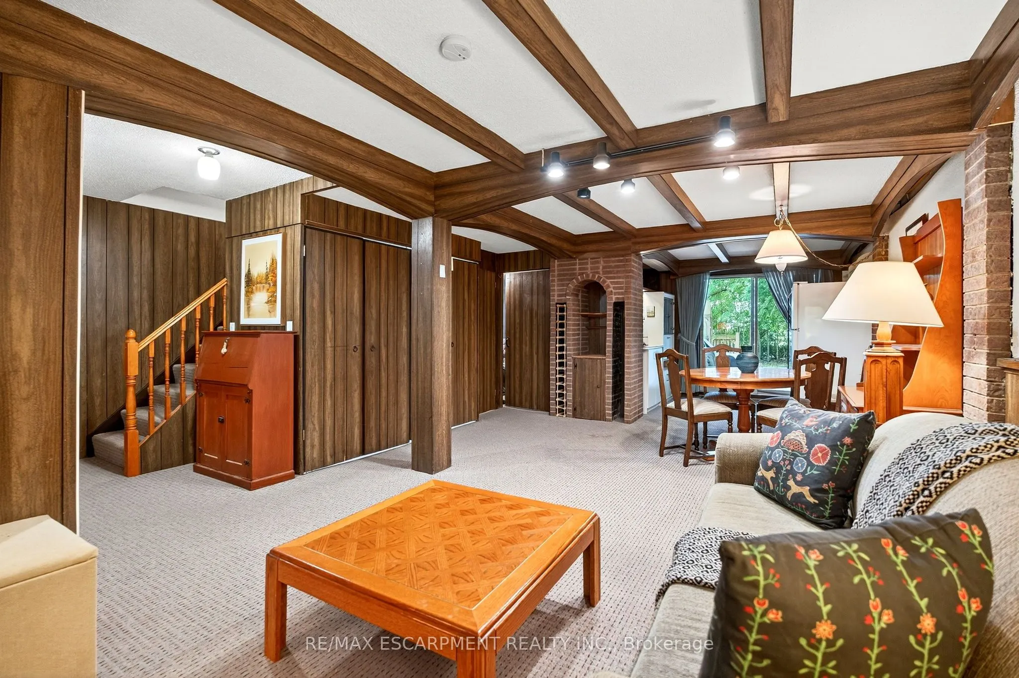 1552 Kerns Road, #4