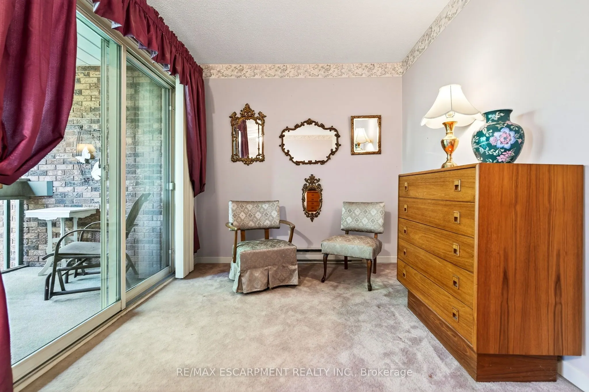 1552 Kerns Road, #4
