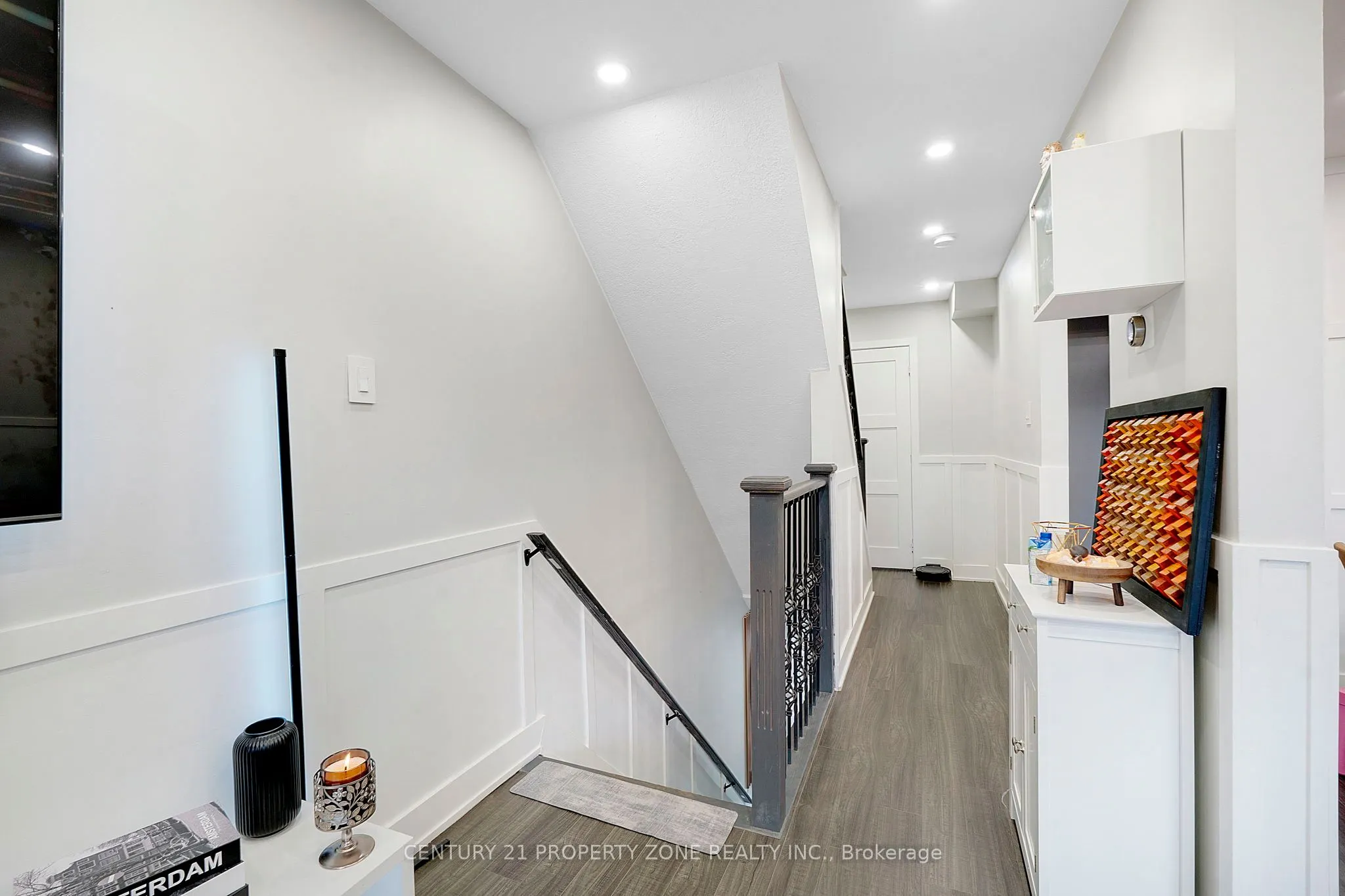 90 Enmount Drive, #90