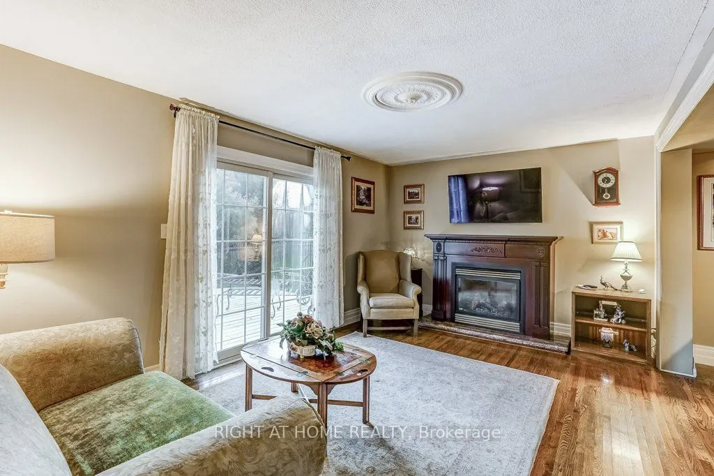 4193 Claypine Rise