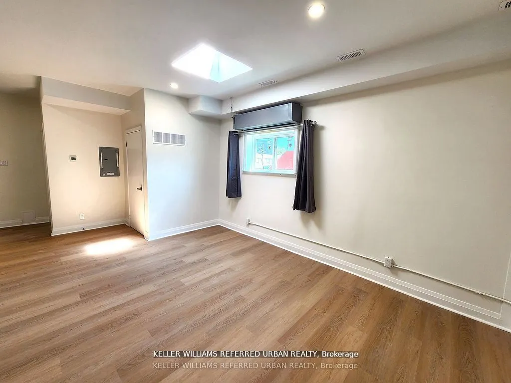 998 Bloor Street W, #3