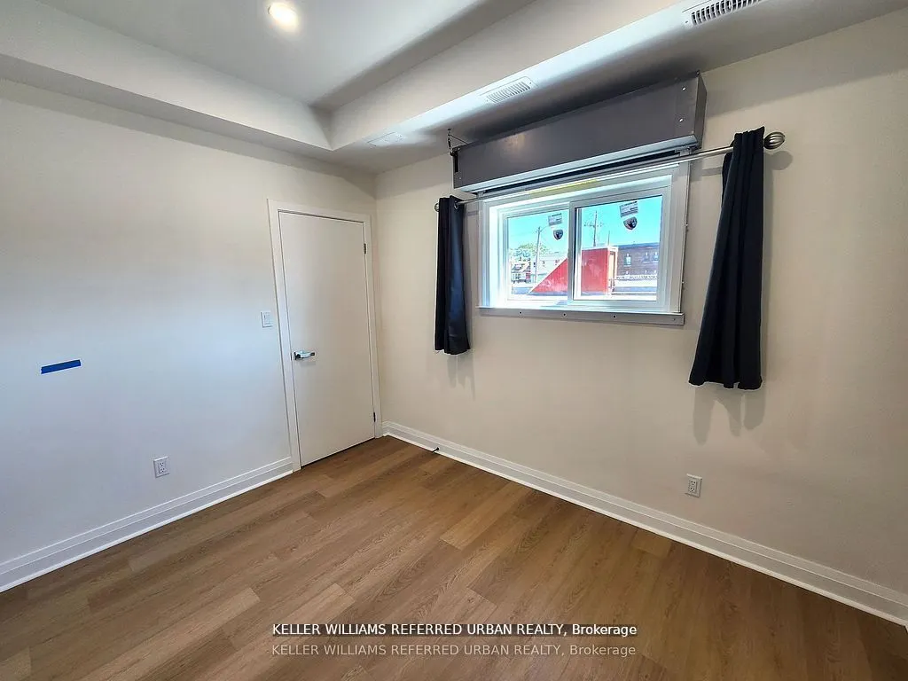 998 Bloor Street W, #3