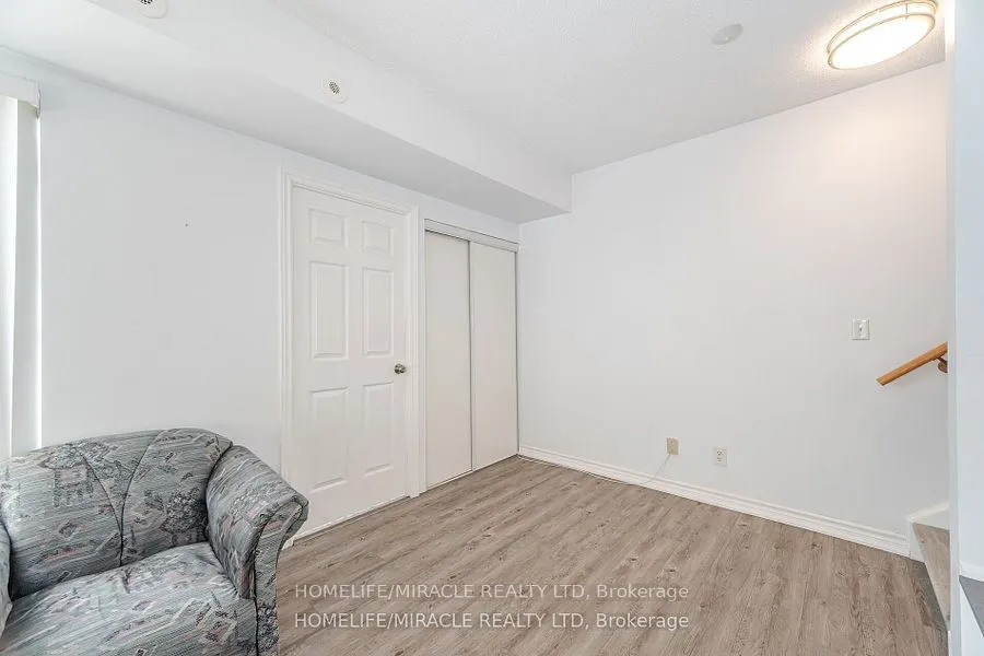 3049 Finch Avenue W, #2002