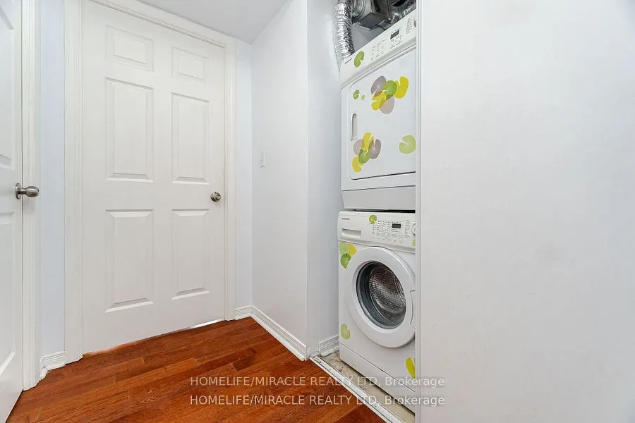 3049 Finch Avenue W, #2002