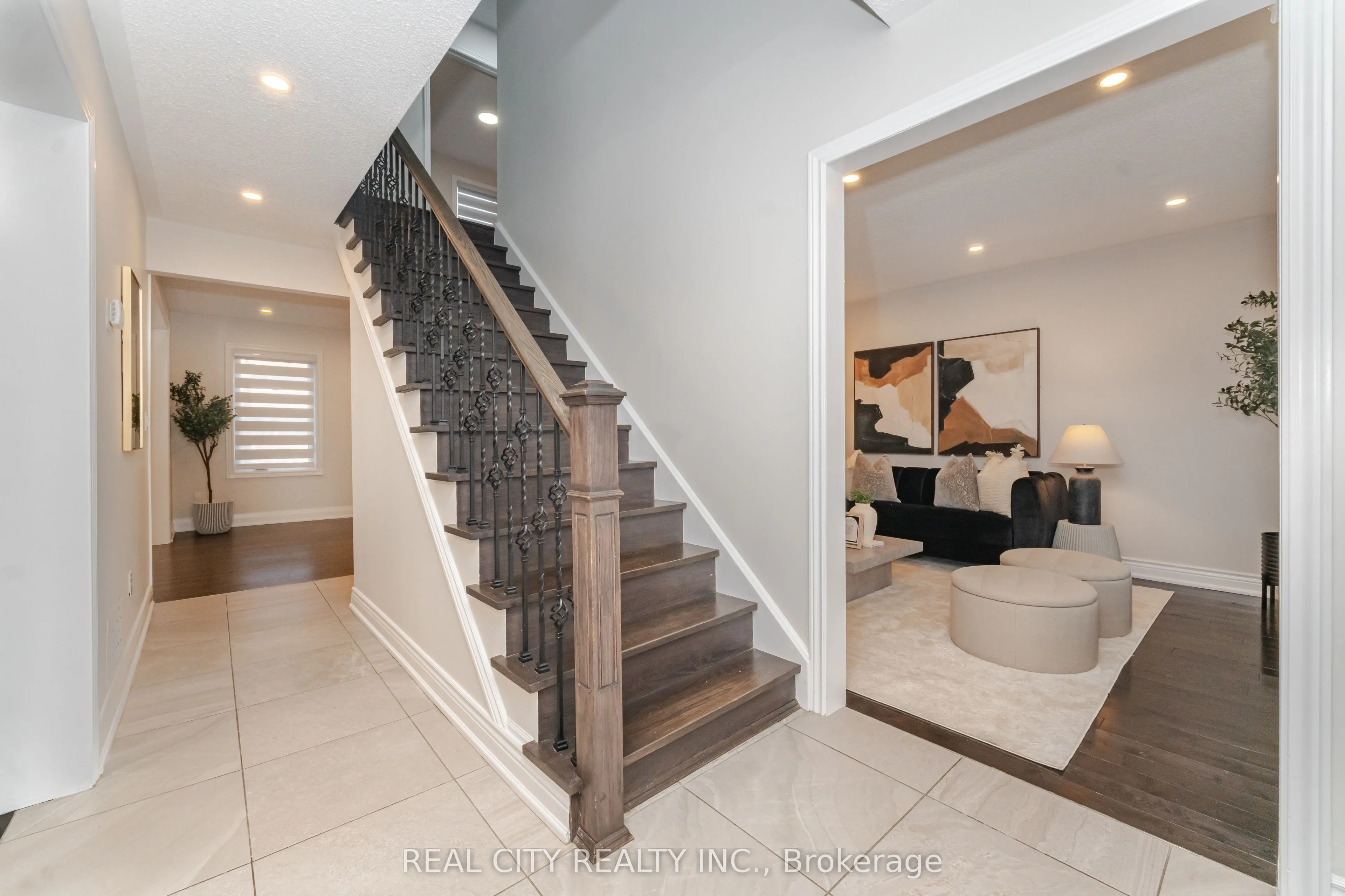 36 Jeremy Place