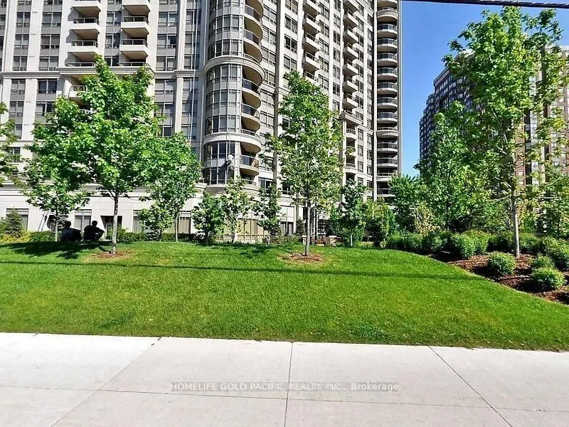 310 Burnhamthorpe Road W, #908