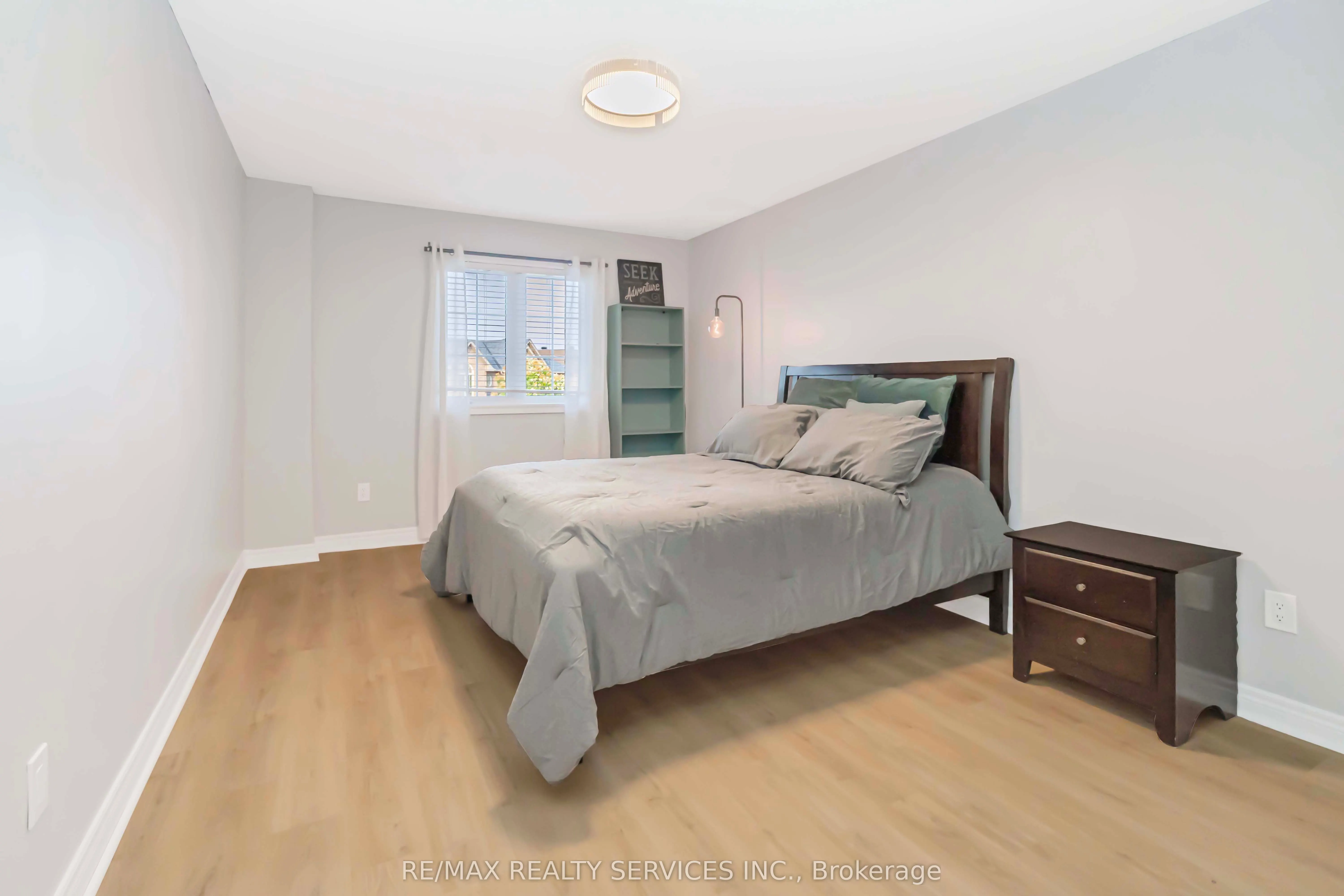 46 Oakmeadow Drive