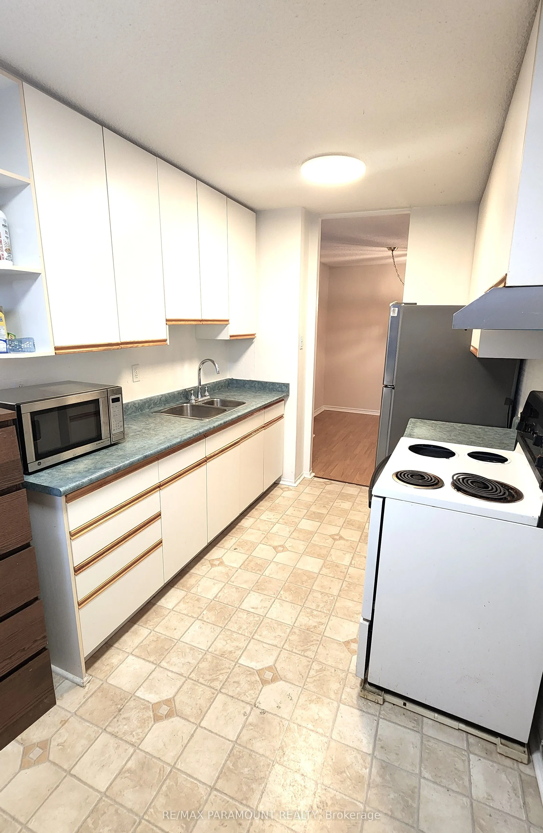 25 Kensington Road, #1902