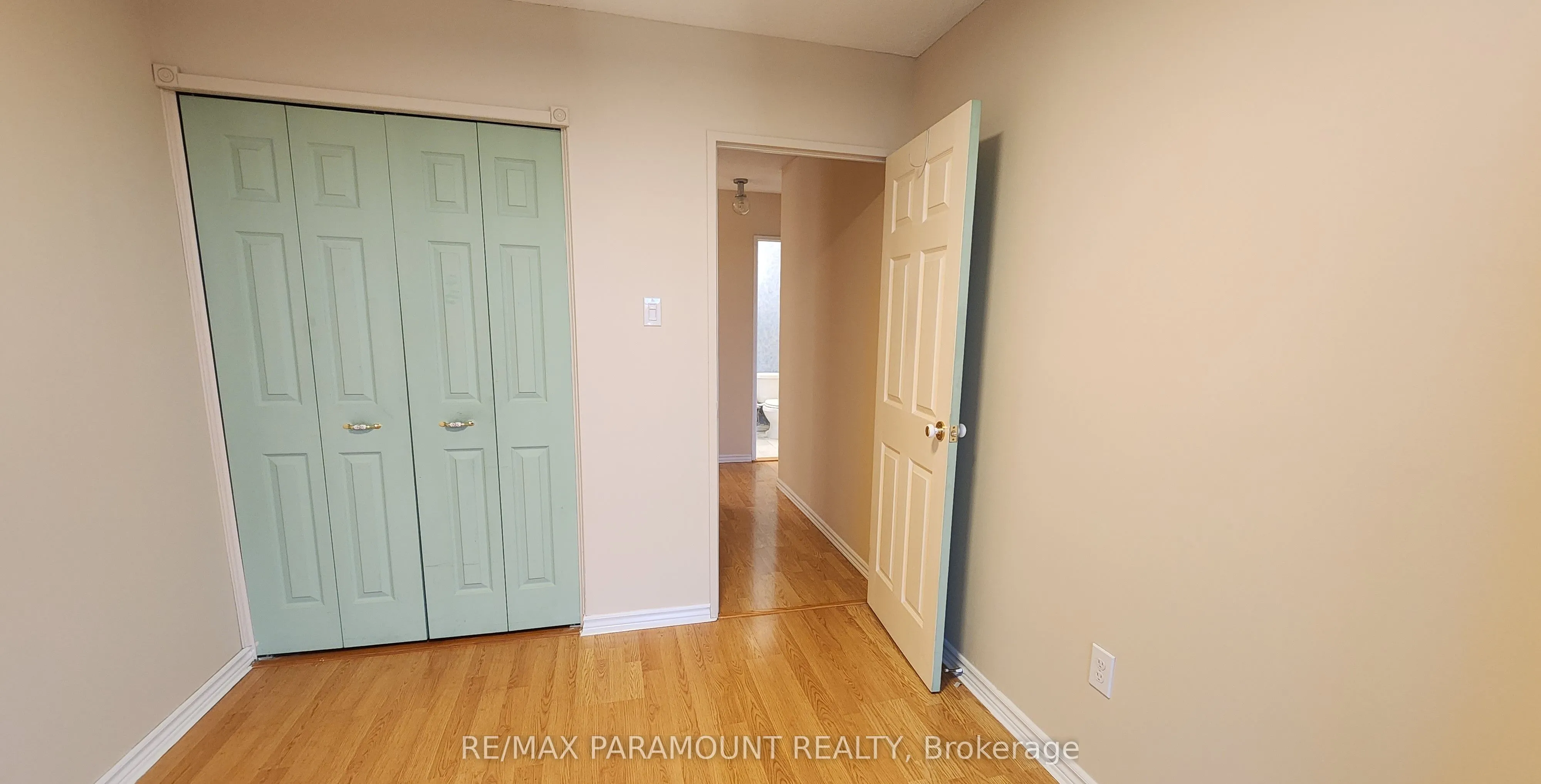 25 Kensington Road, #1902