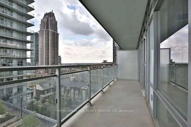 360 Square One Drive, #903