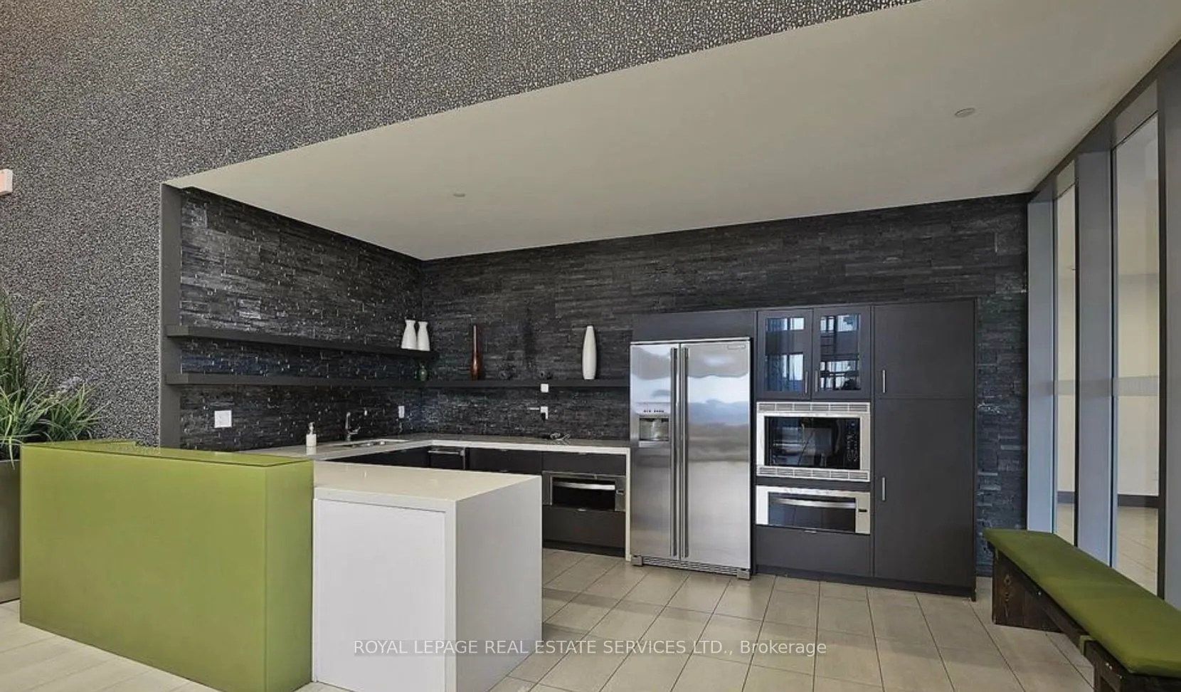 360 Square One Drive, #903