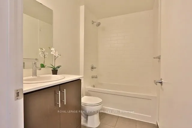 360 Square One Drive, #903