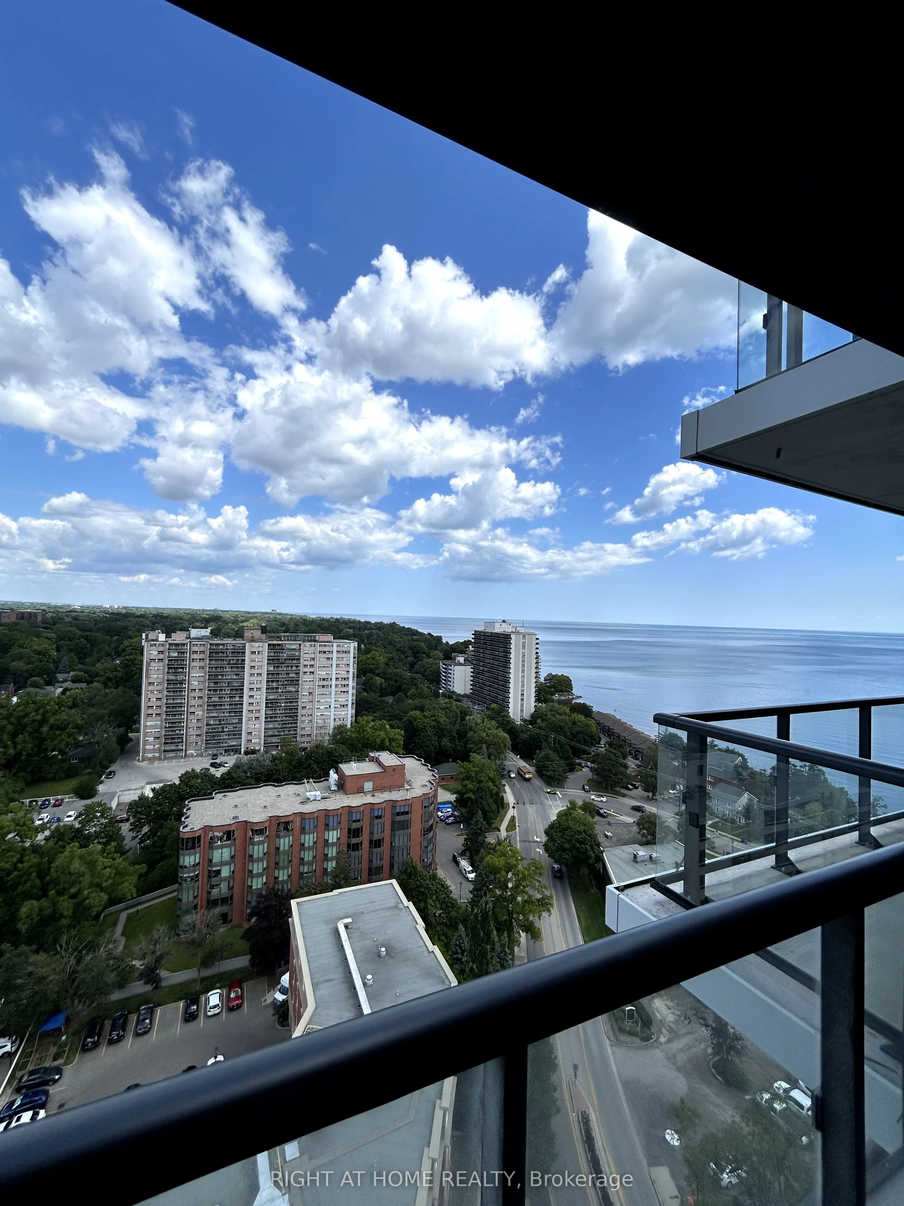 370 Martha Street, #1802
