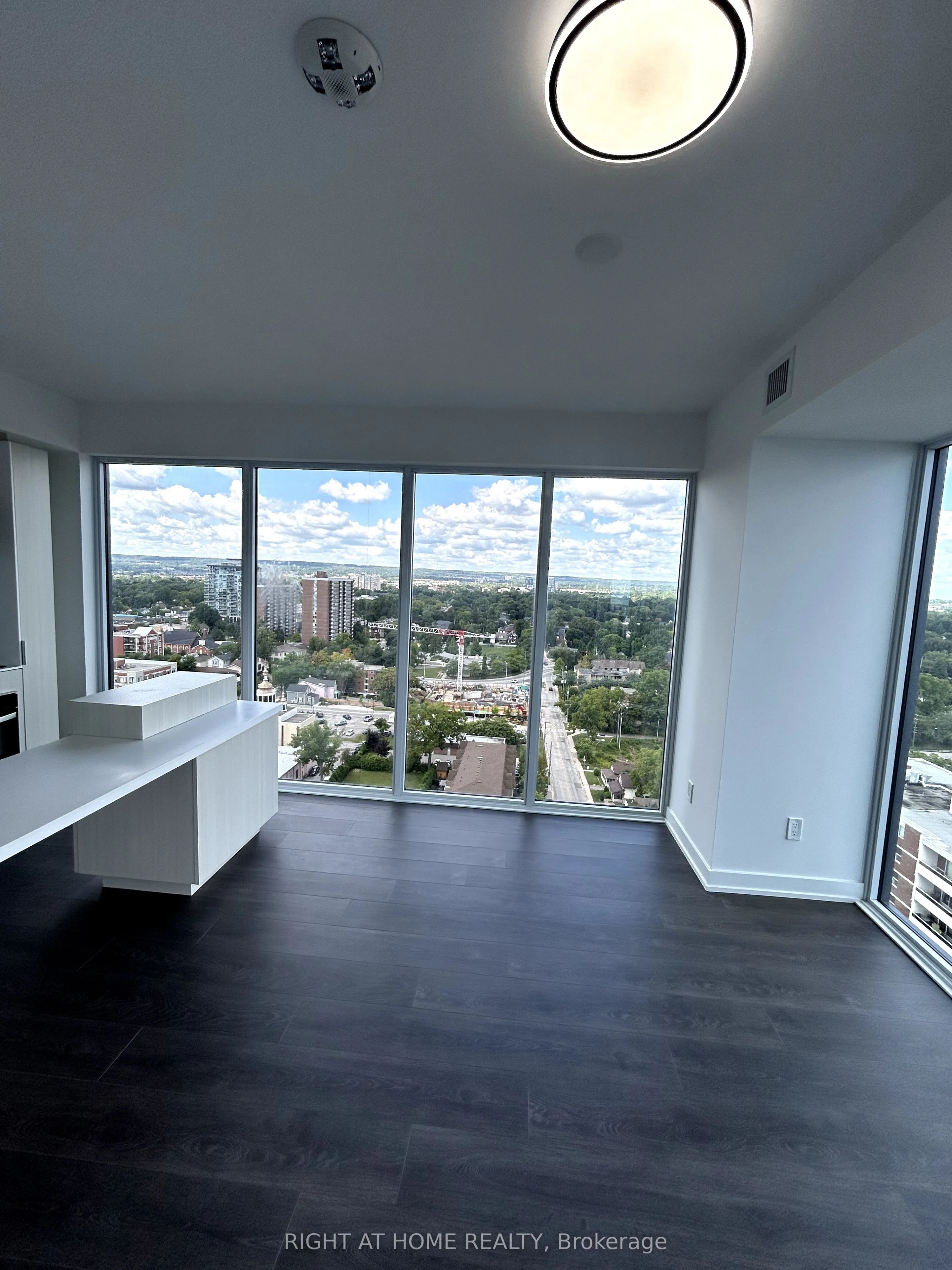 370 Martha Street, #1802