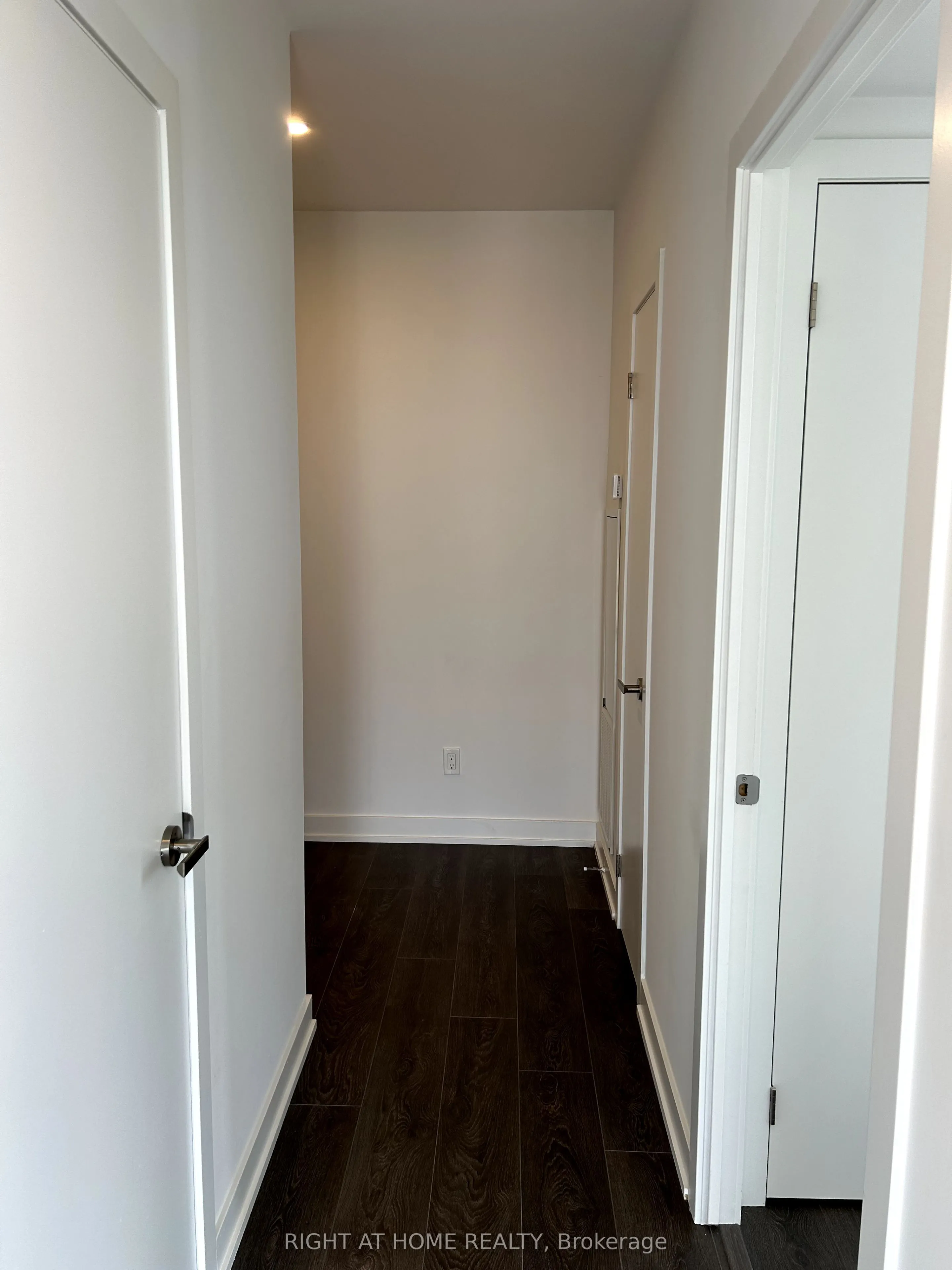 370 Martha Street, #1802