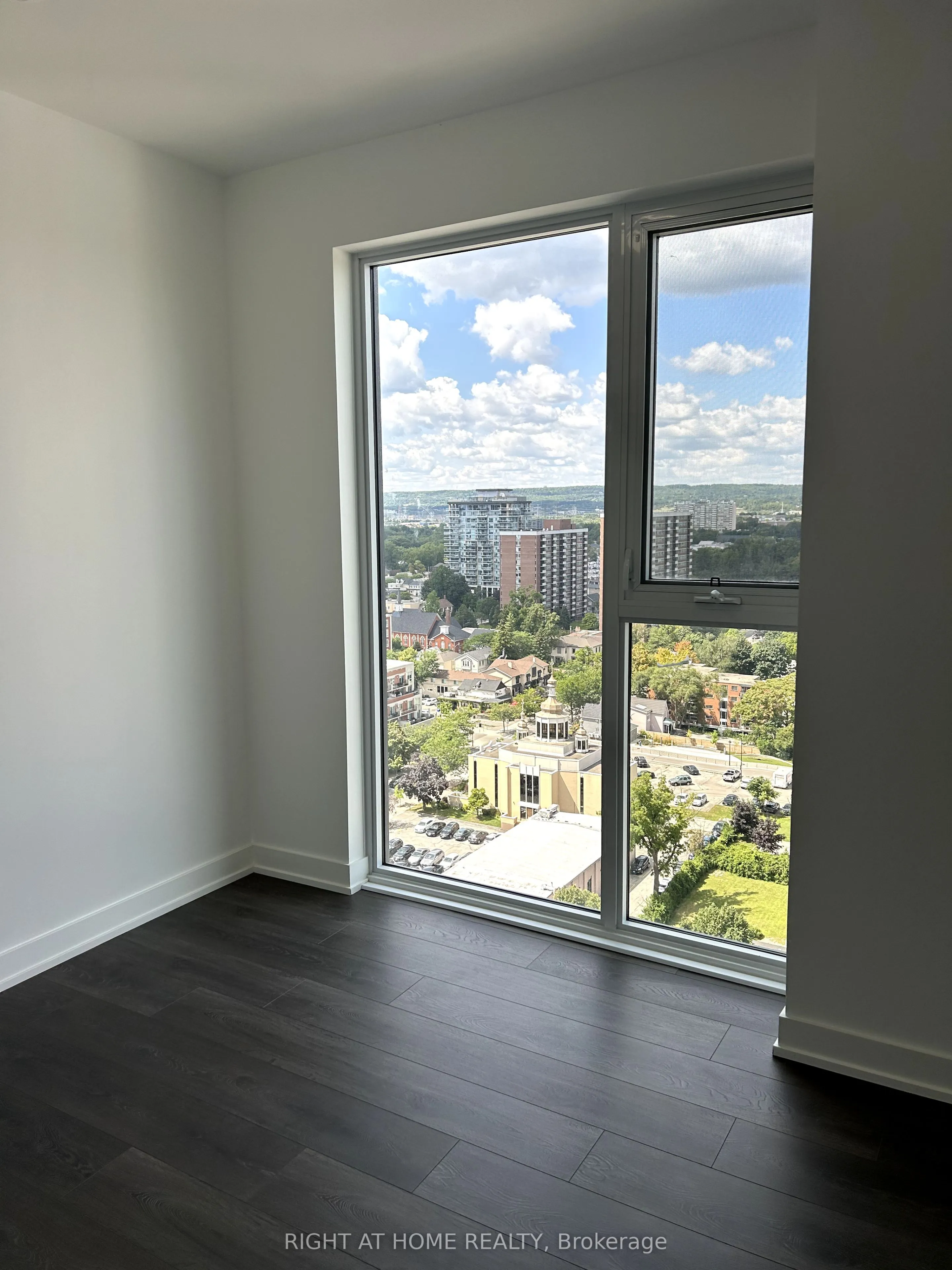 370 Martha Street, #1802