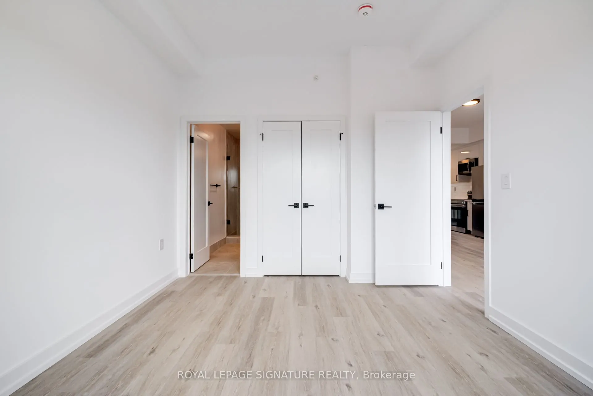3039 Dundas Street W, #PH7