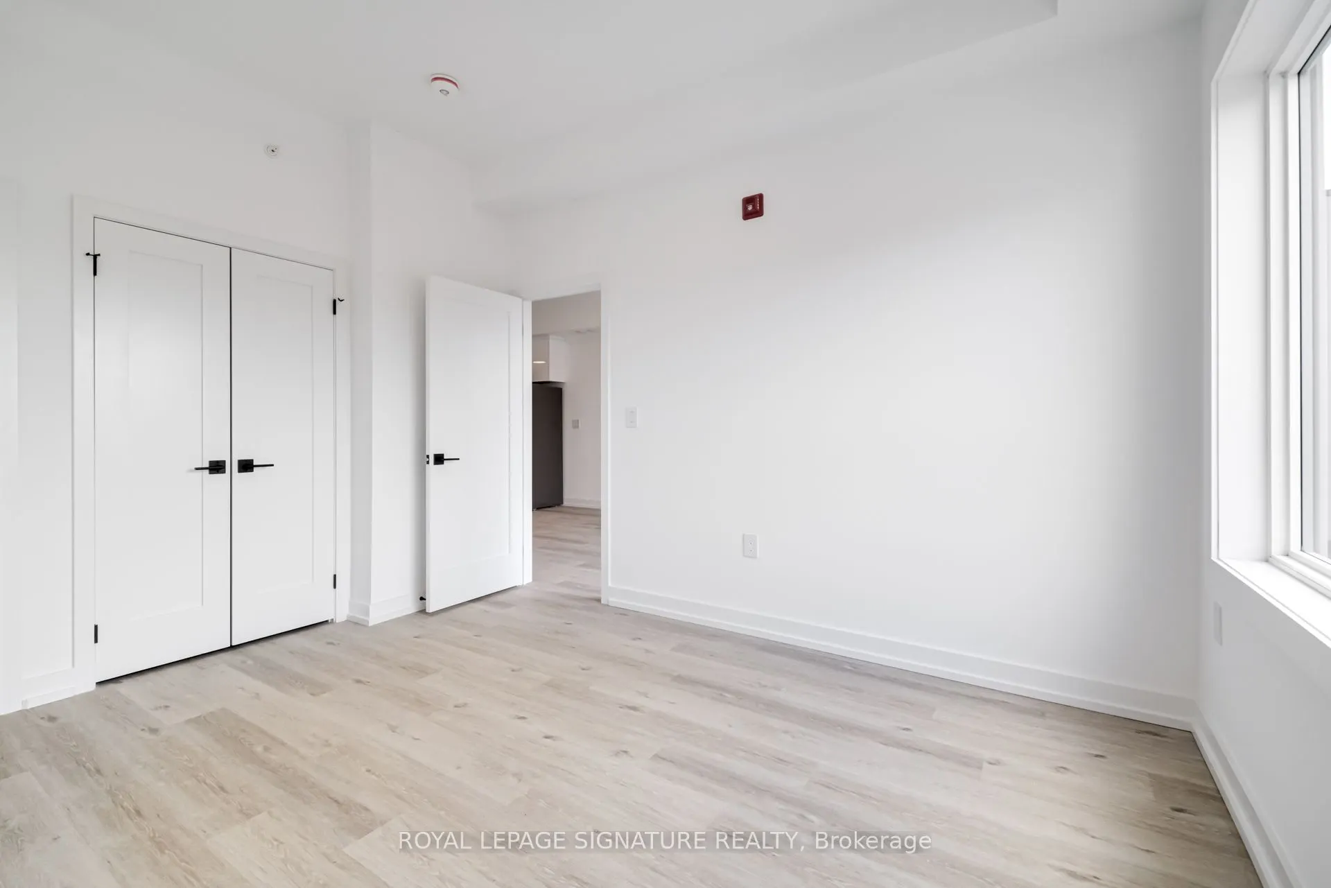 3039 Dundas Street W, #PH7