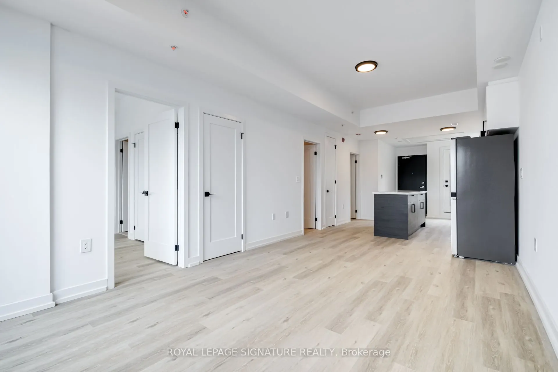 3039 Dundas Street W, #PH7