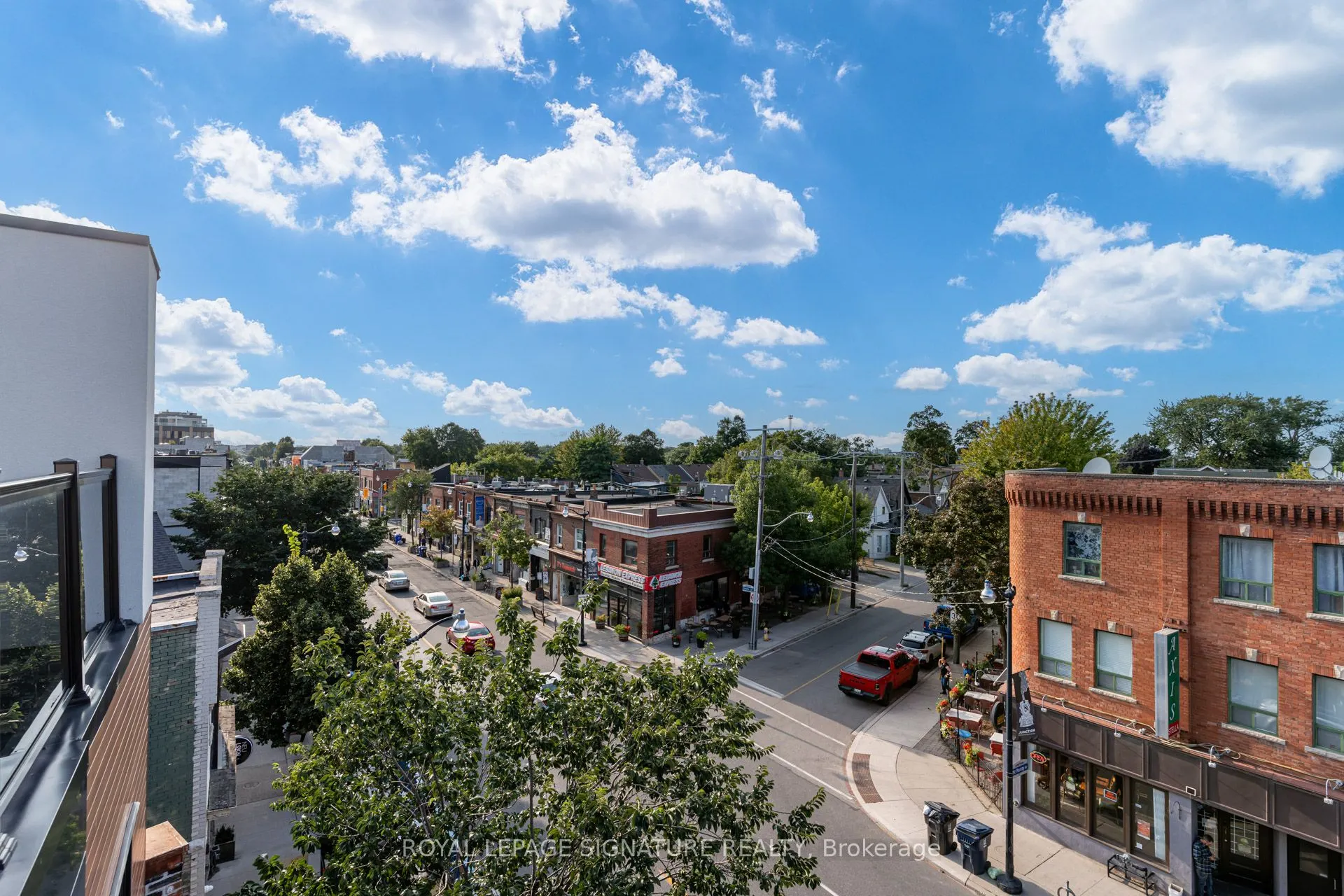 3039 Dundas Street W, #PH7
