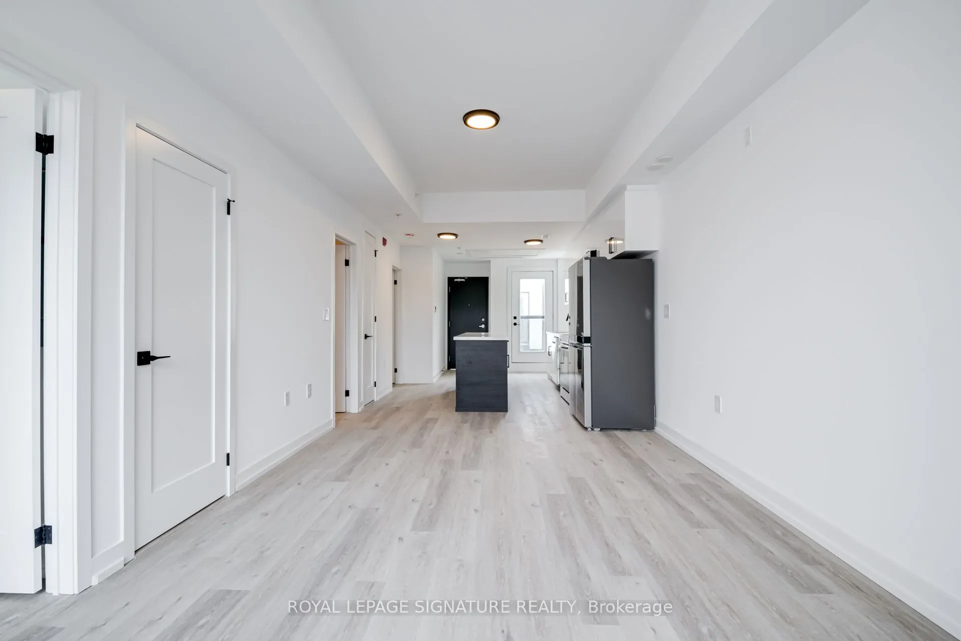 3039 Dundas Street W, #PH7