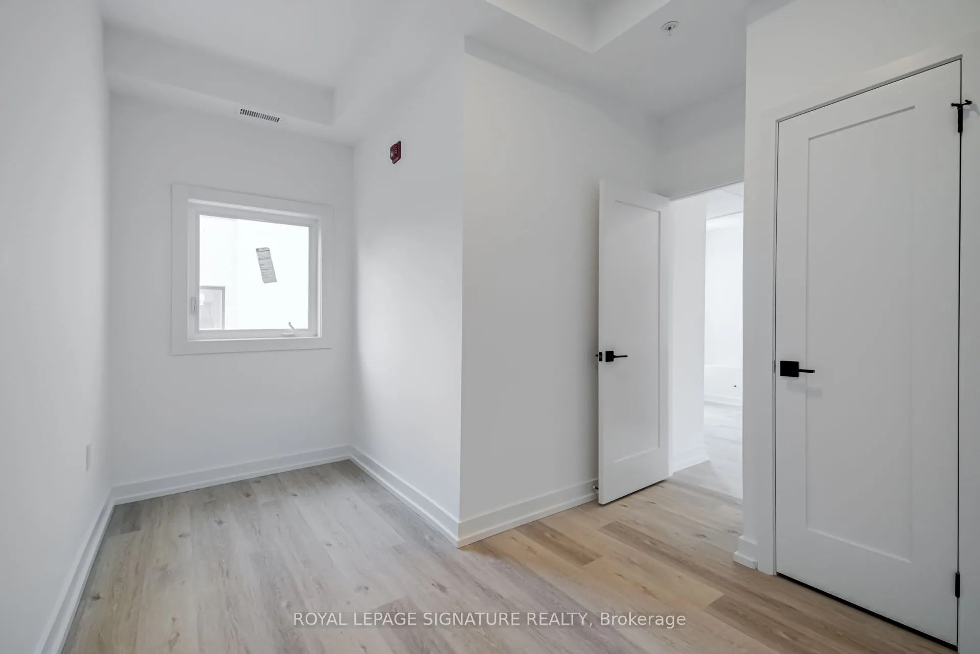 3039 Dundas Street W, #PH7