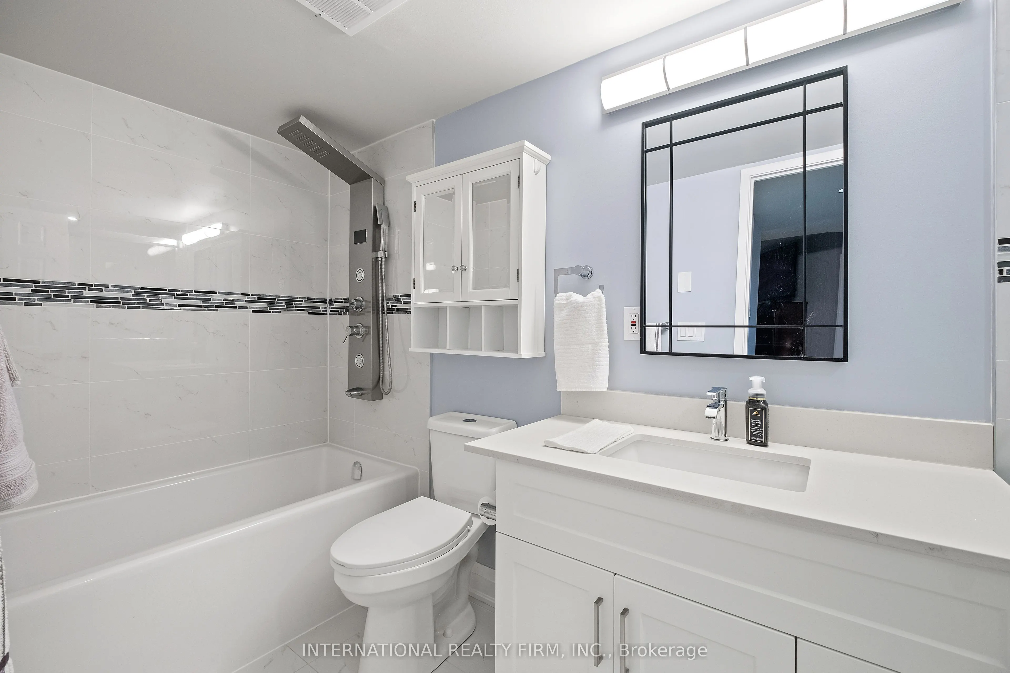 55 Kingsbridge Garden Circle, #1706