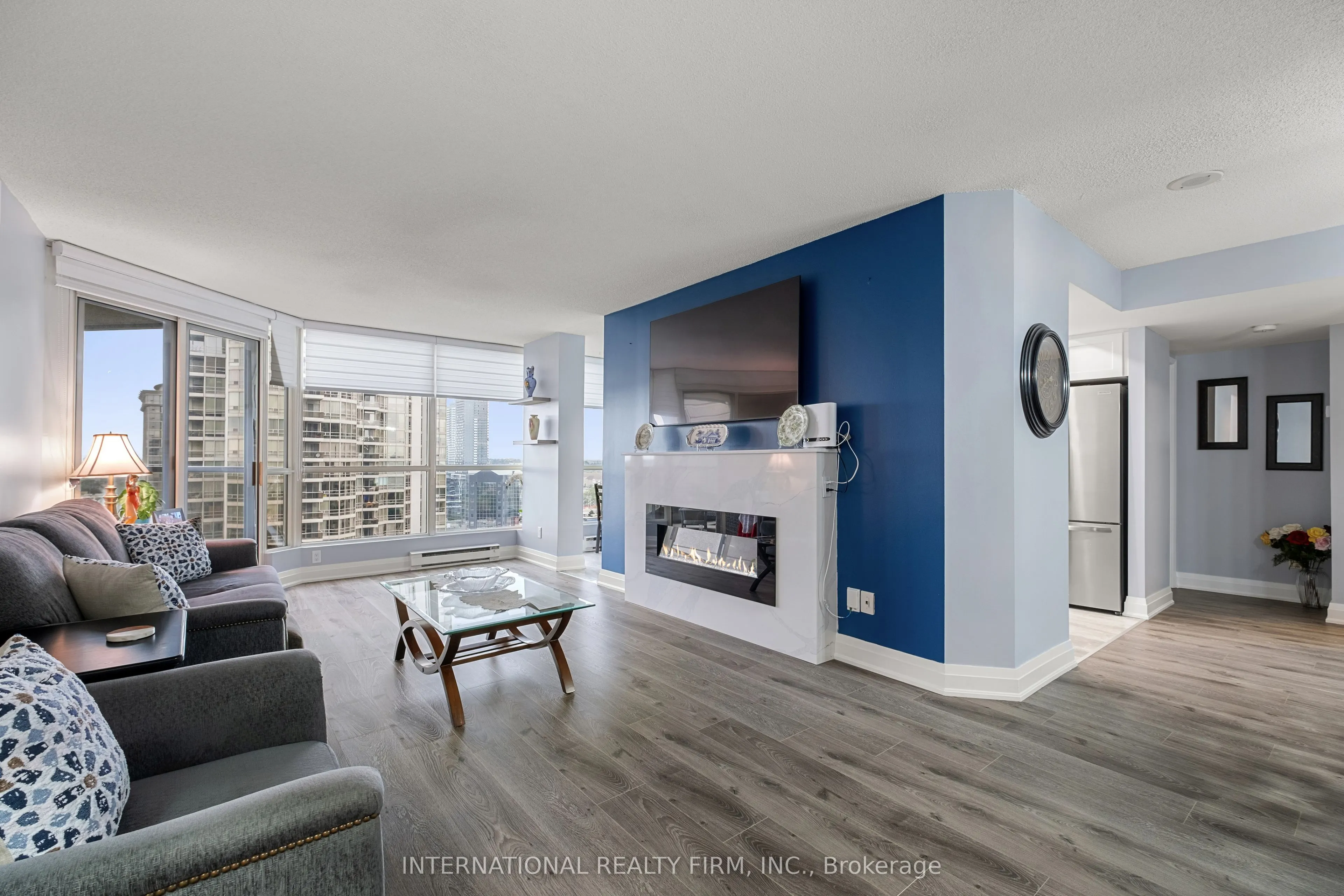 55 Kingsbridge Garden Circle, #1706
