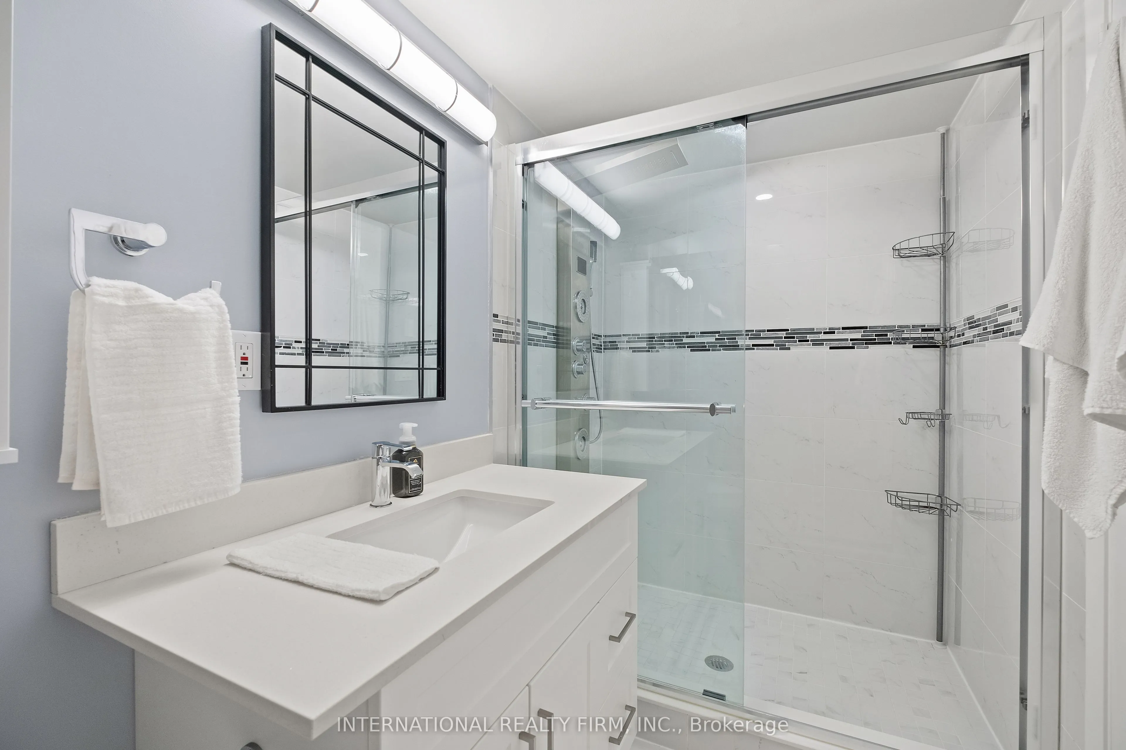 55 Kingsbridge Garden Circle, #1706