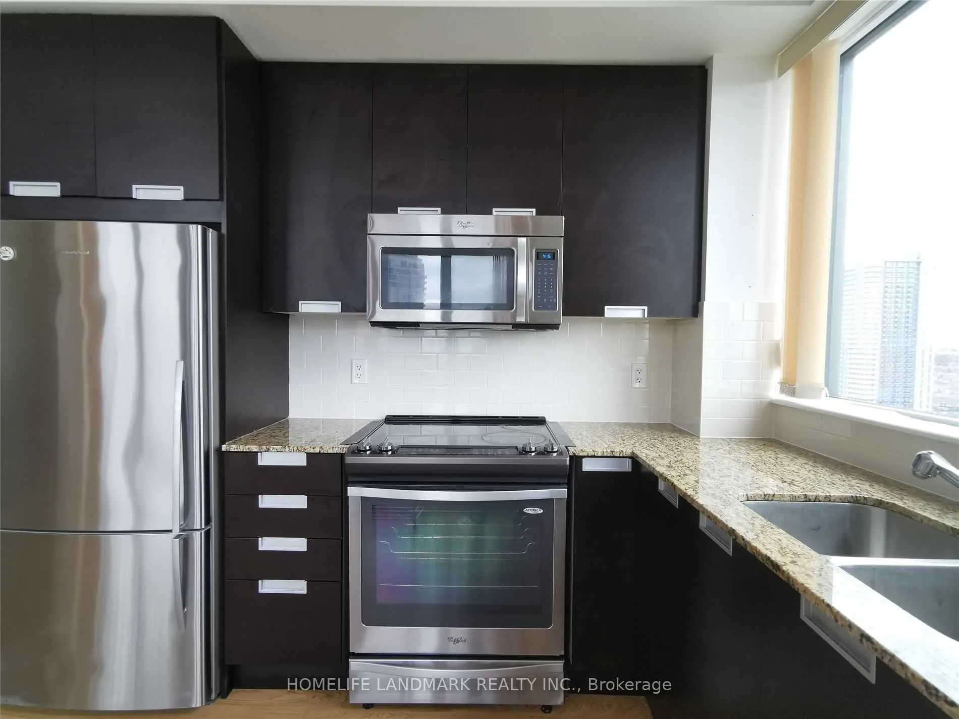 75 Eglinton Avenue W, #1902