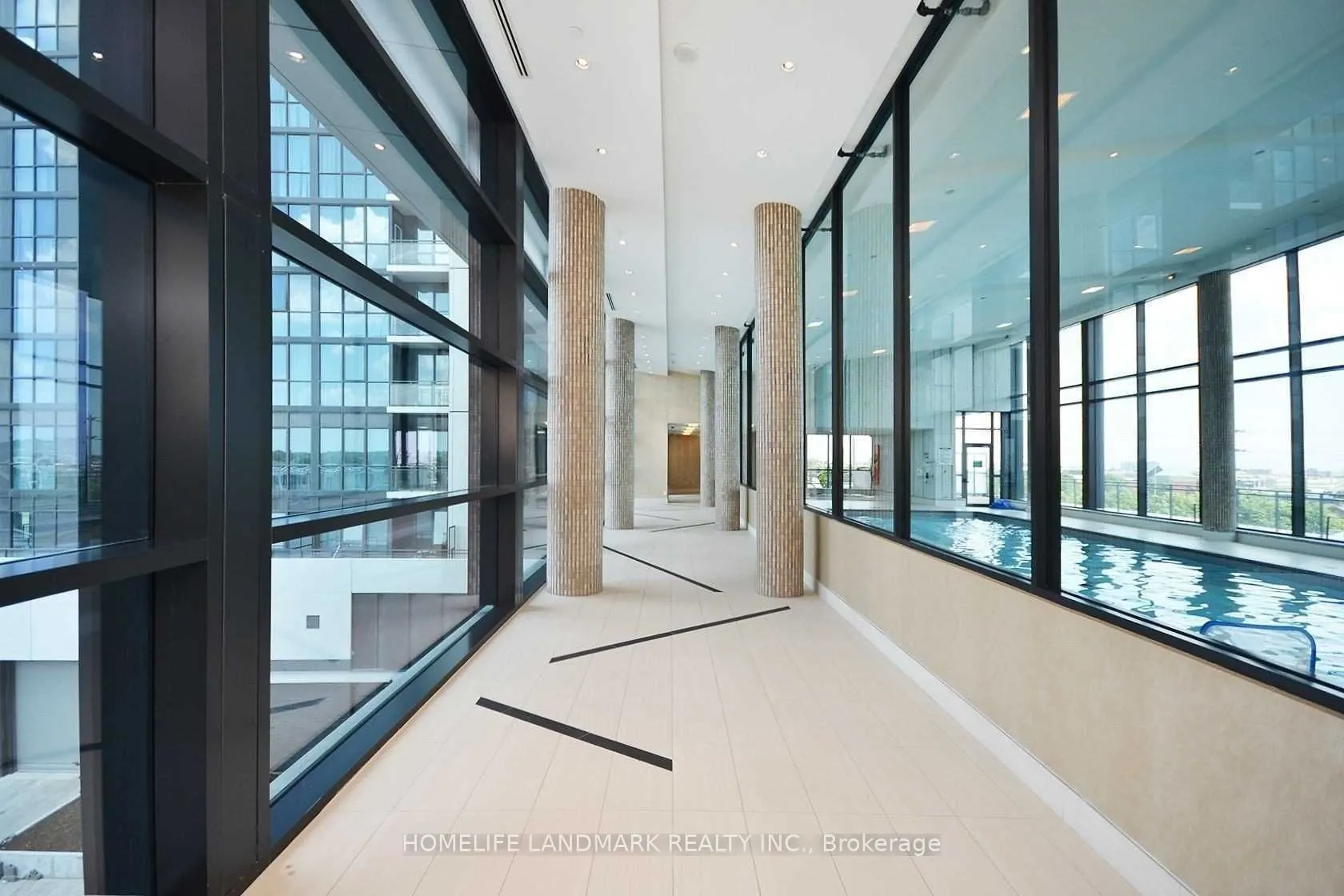 75 Eglinton Avenue W, #1902
