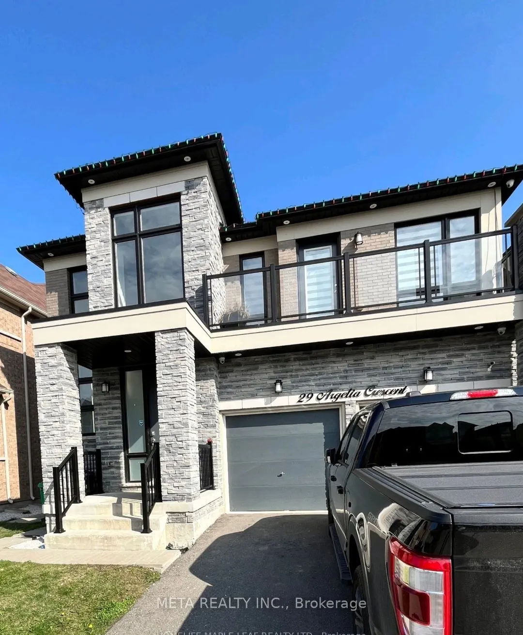 29 Argelia Crescent