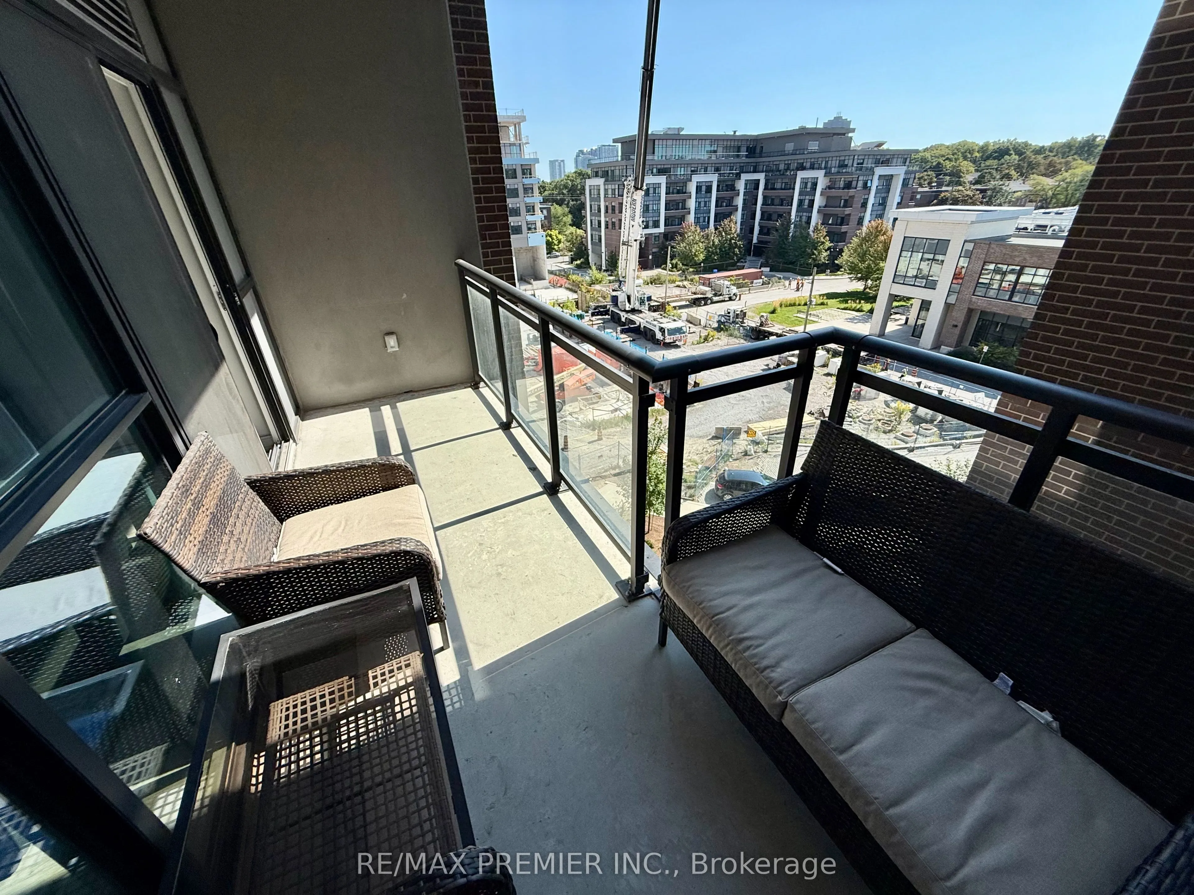 25 Neighbourhood Lane, #515