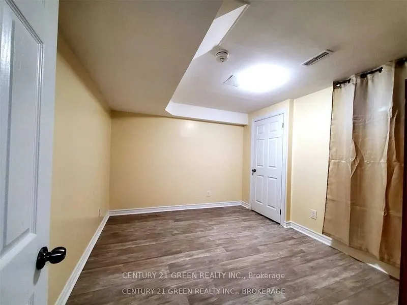 21 Timbercove Road, #Basement
