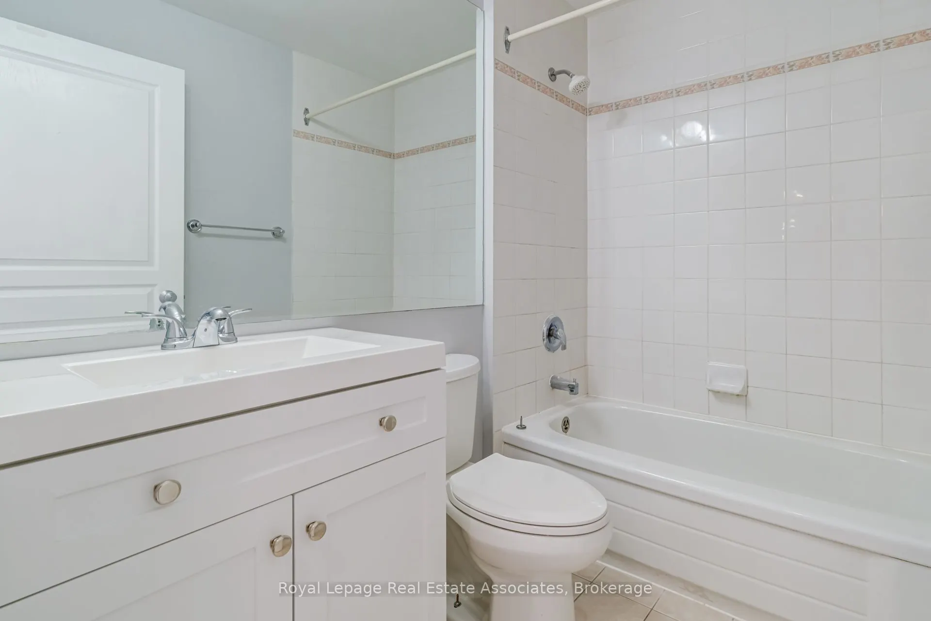 1 Belvedere Court, #909